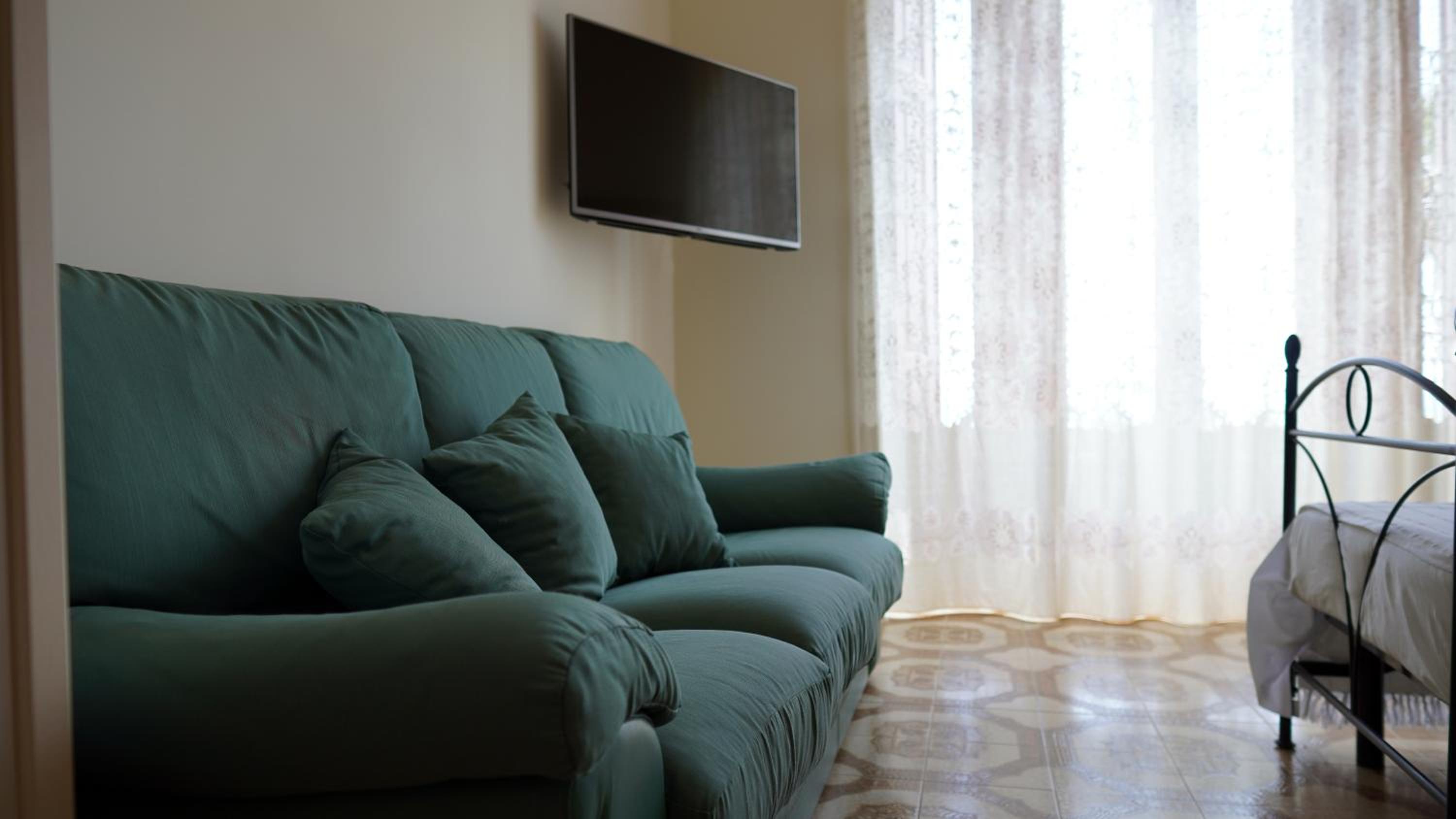 Photo 6