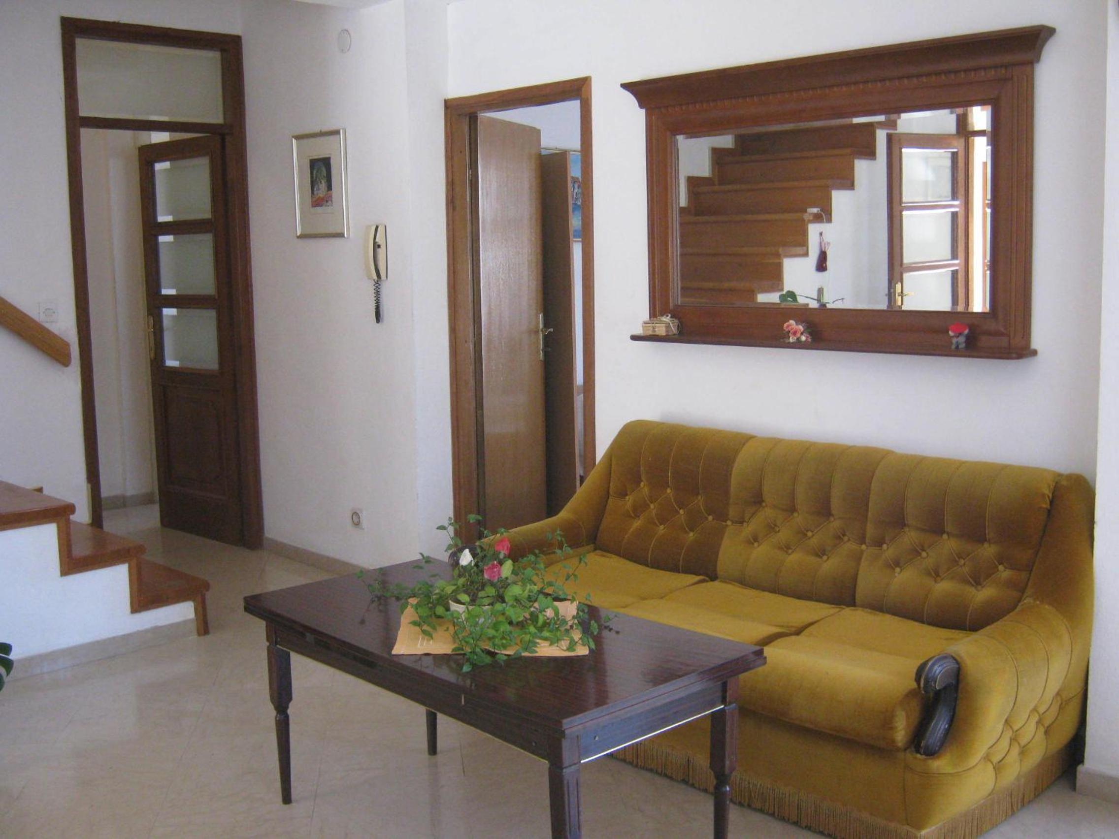Apartments and Rooms Artemida