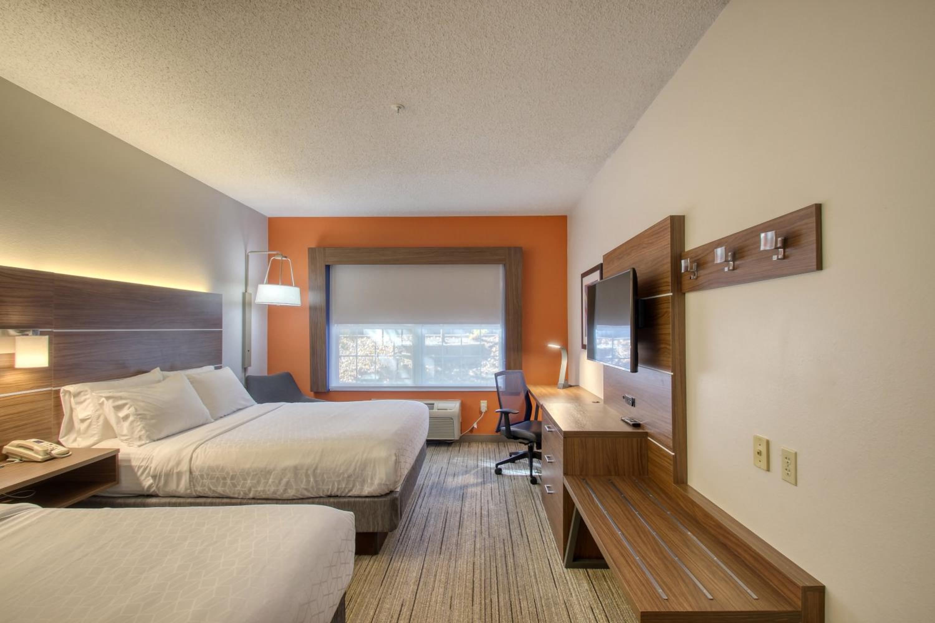 Holiday Inn Express Hotel & Suites Oshkosh - State Route 41 by IHG, Foto 3