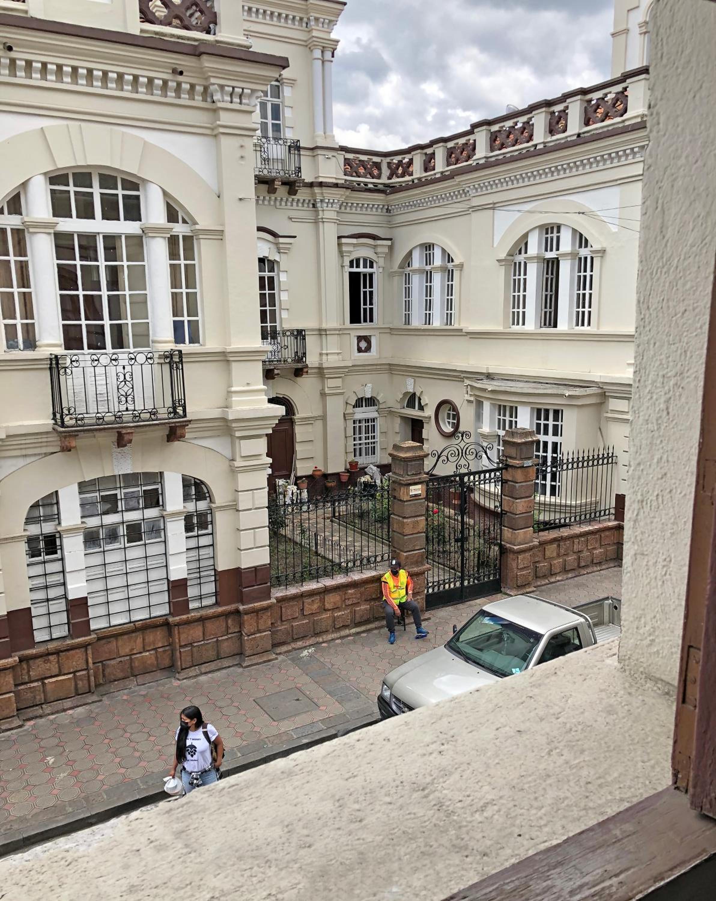 Hostal Latina