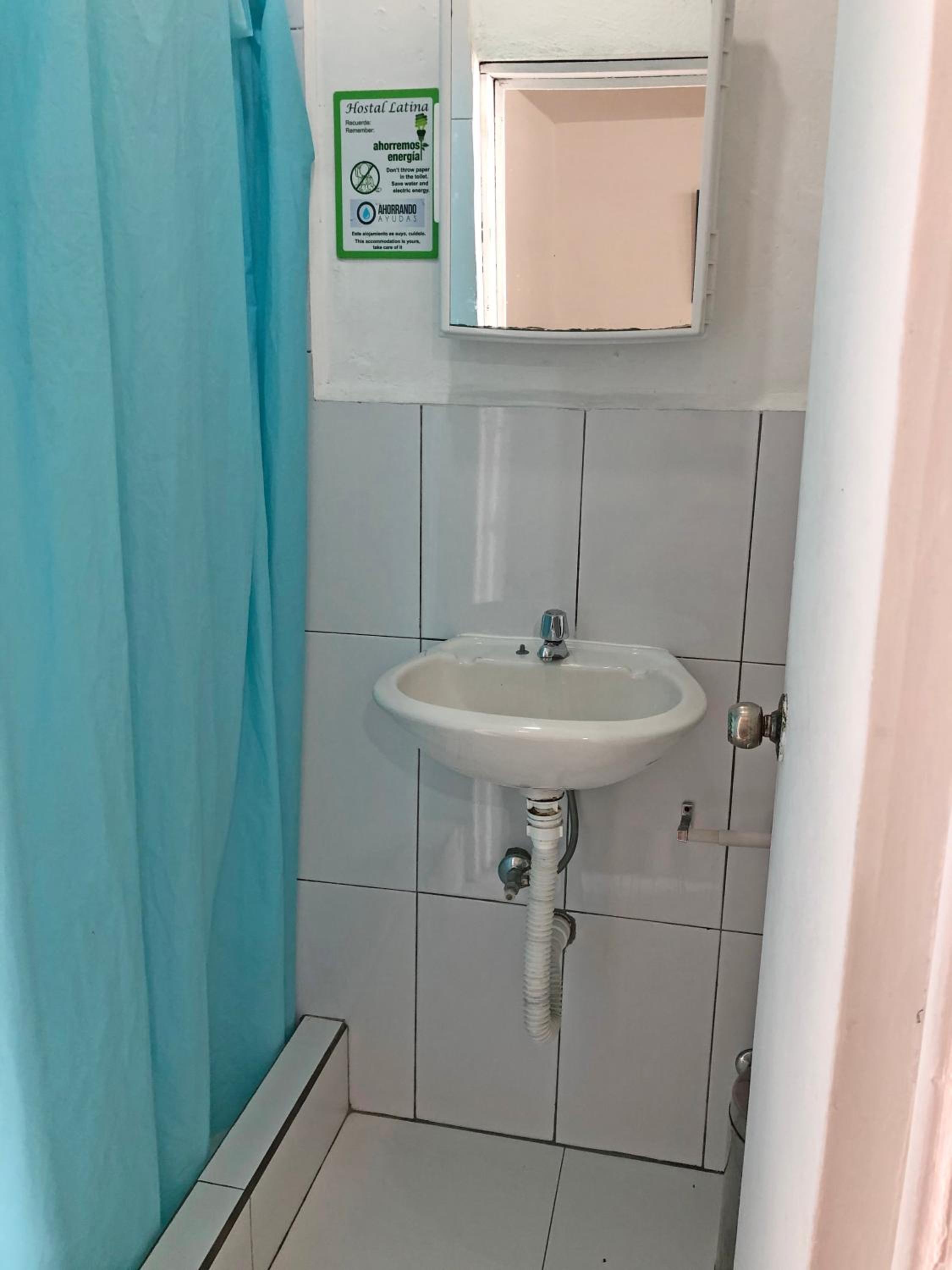 Hostal Latina