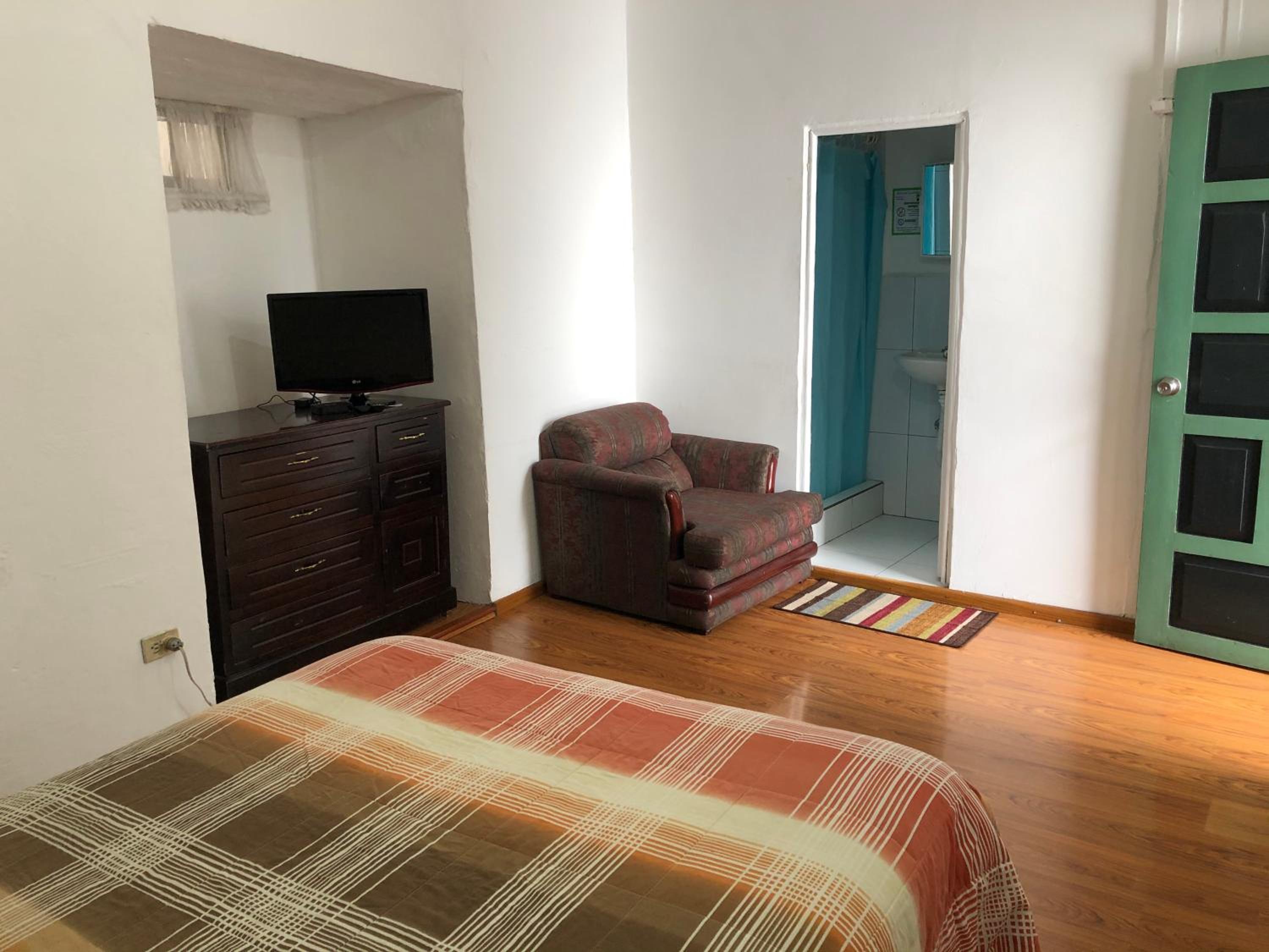 Hostal Latina