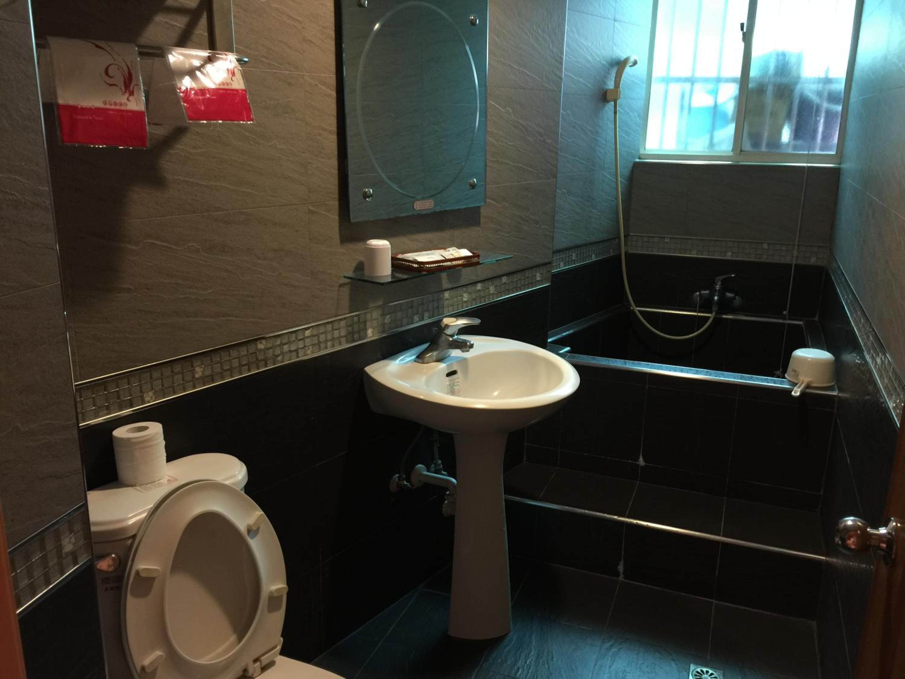H Hotel