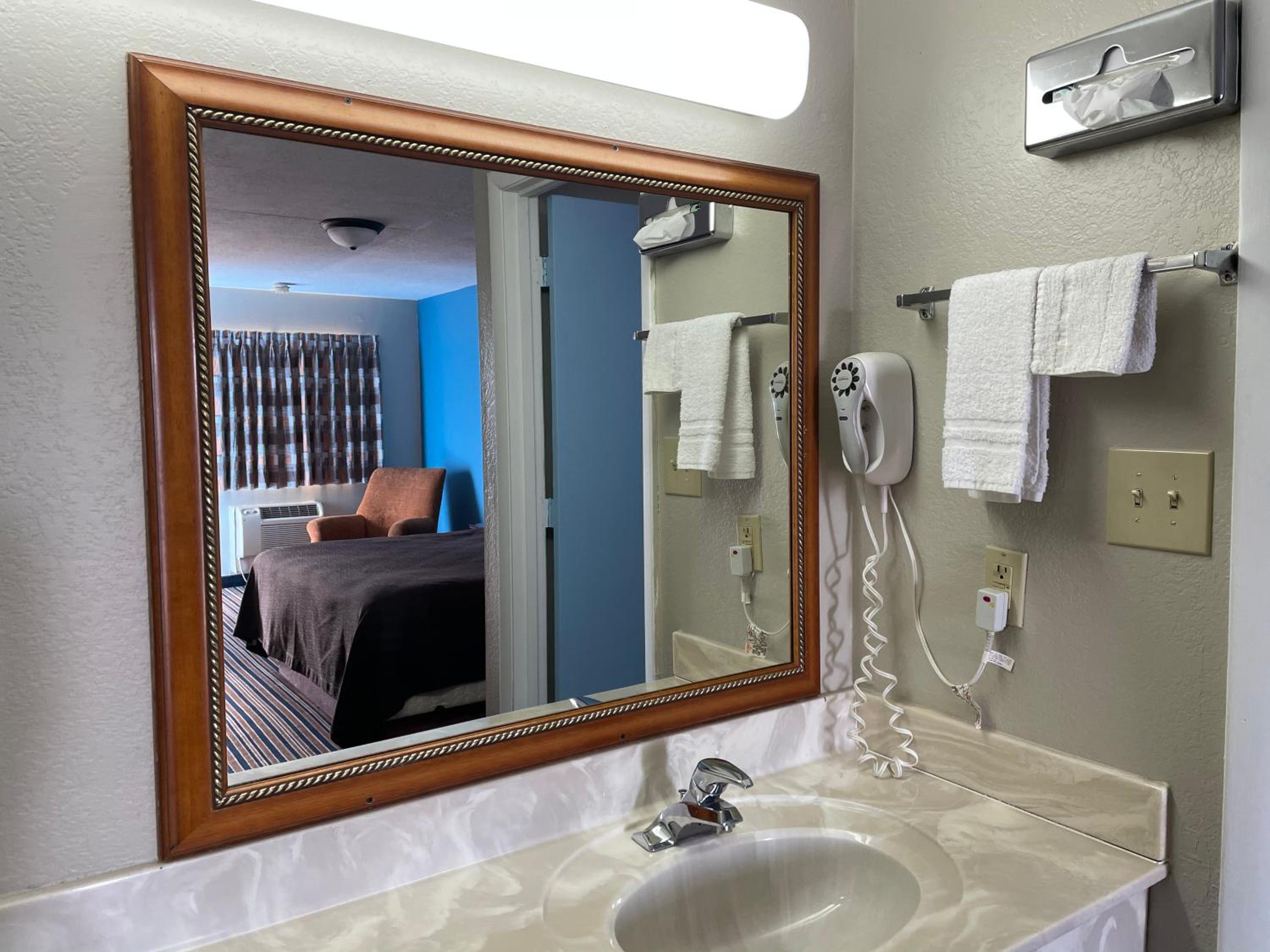 Budget Inn Motel view 5