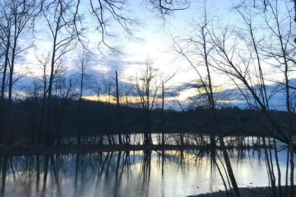 Belmont NC Riverfront 2-Bedroom Garden Suite