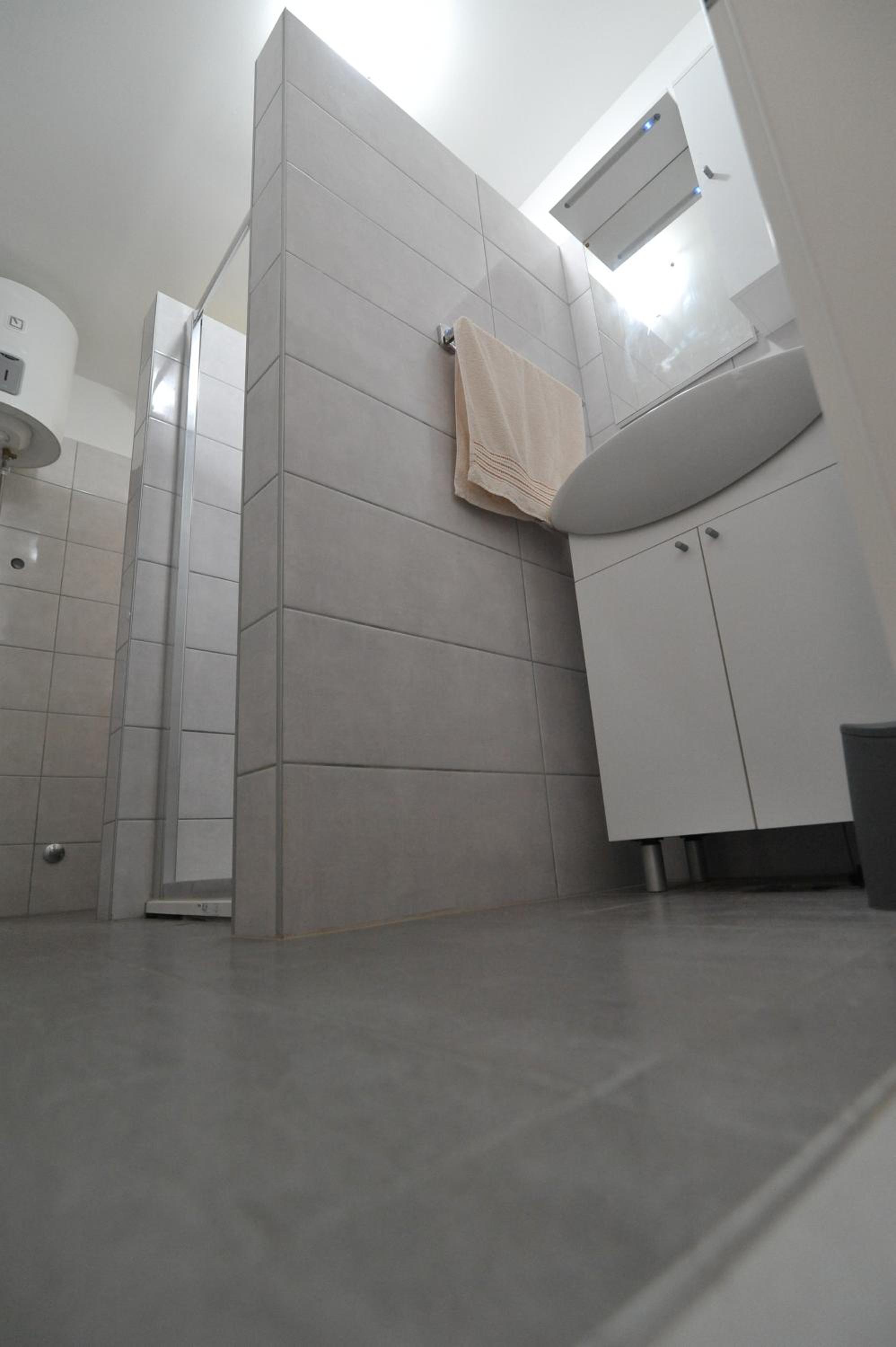 Photo 48