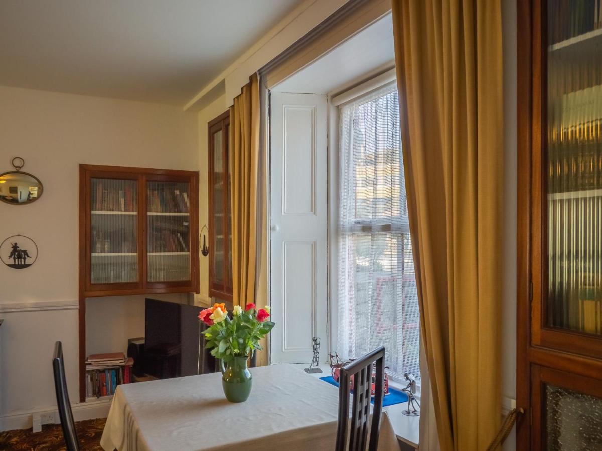 Clifden White Heather- 3 Bedroom House view 5