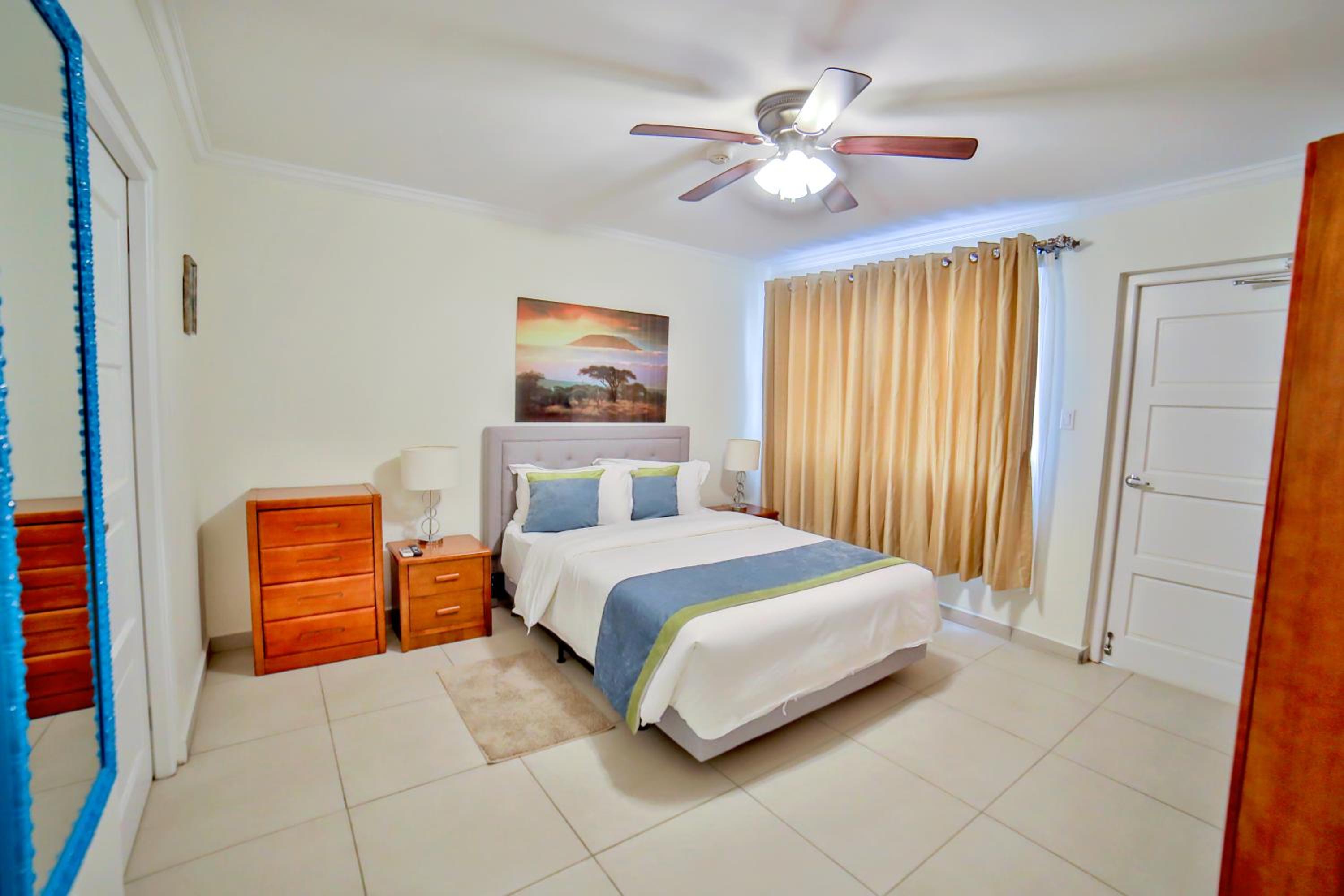 Pearl Aruba Condos