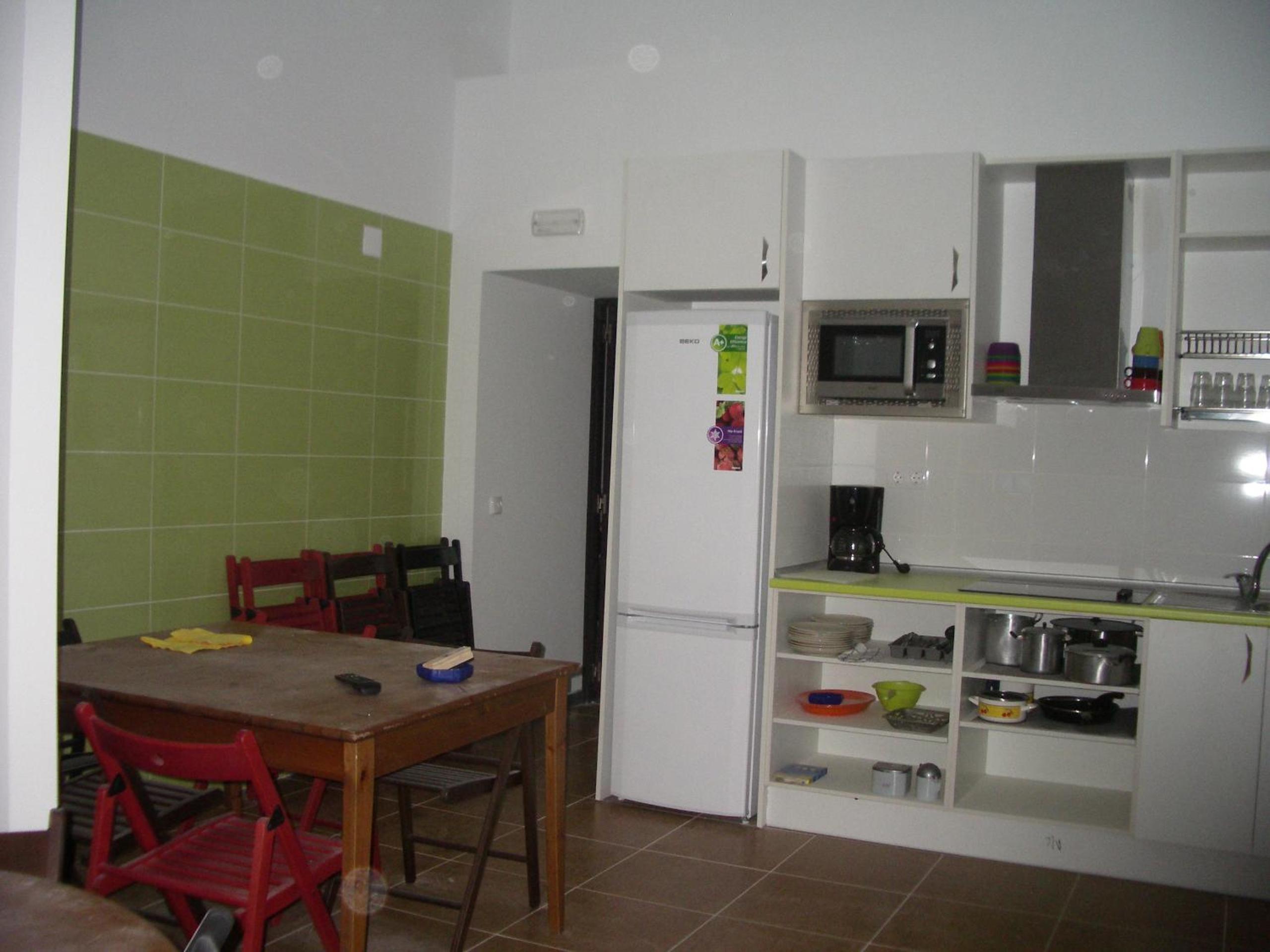 Hostel El Castillo by CABANA Rentals