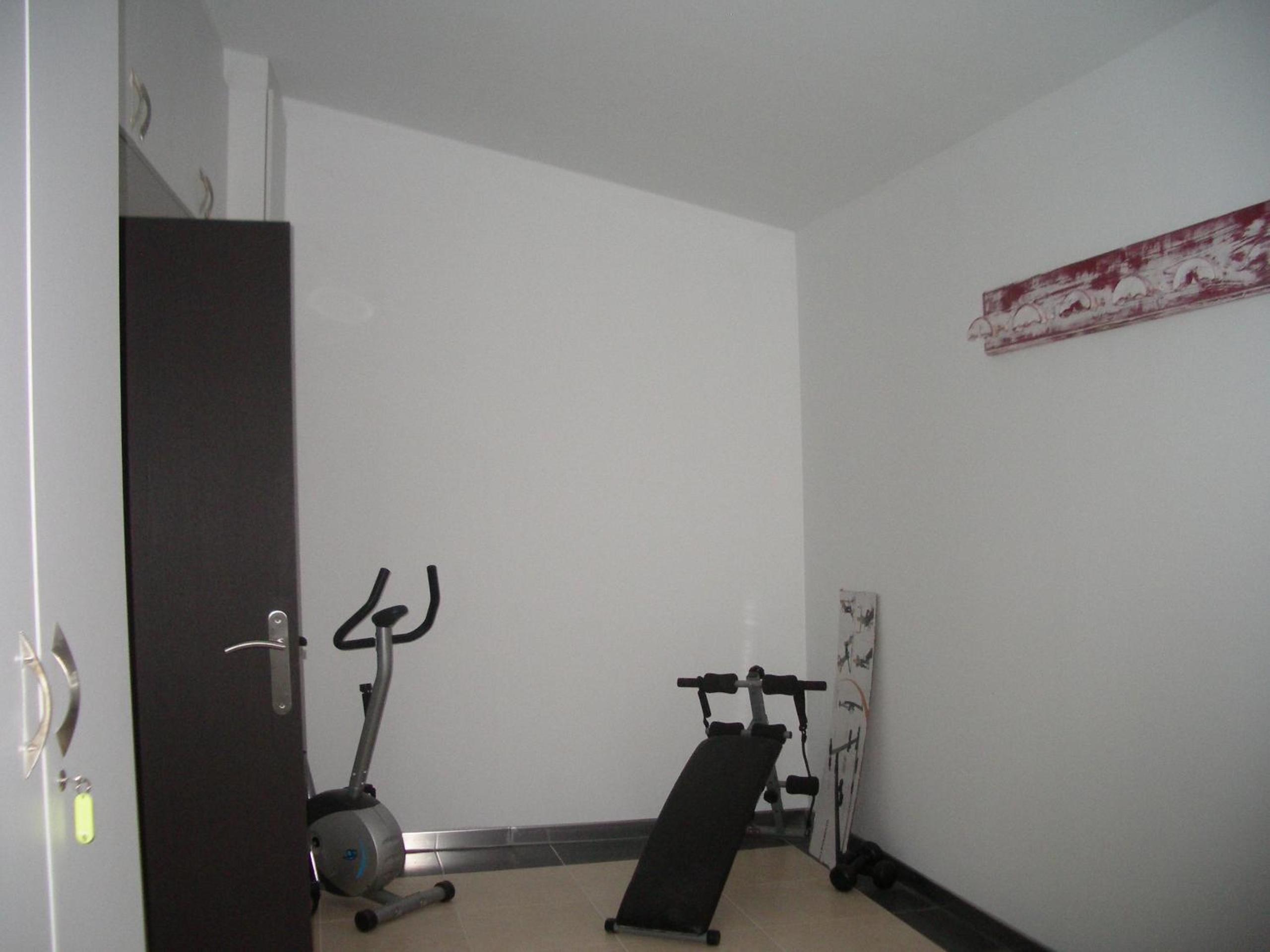 Hostel El Castillo by CABANA Rentals