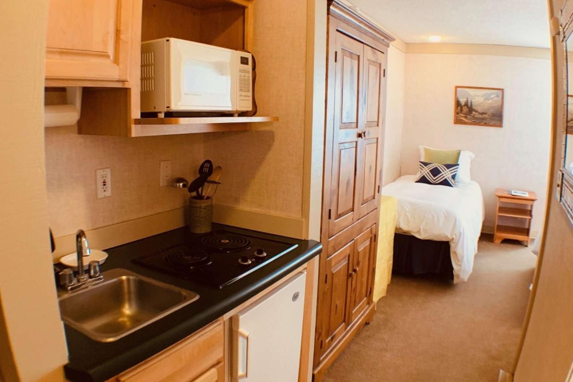 So Davis St Unit 333 #414 ~ Mountaineer