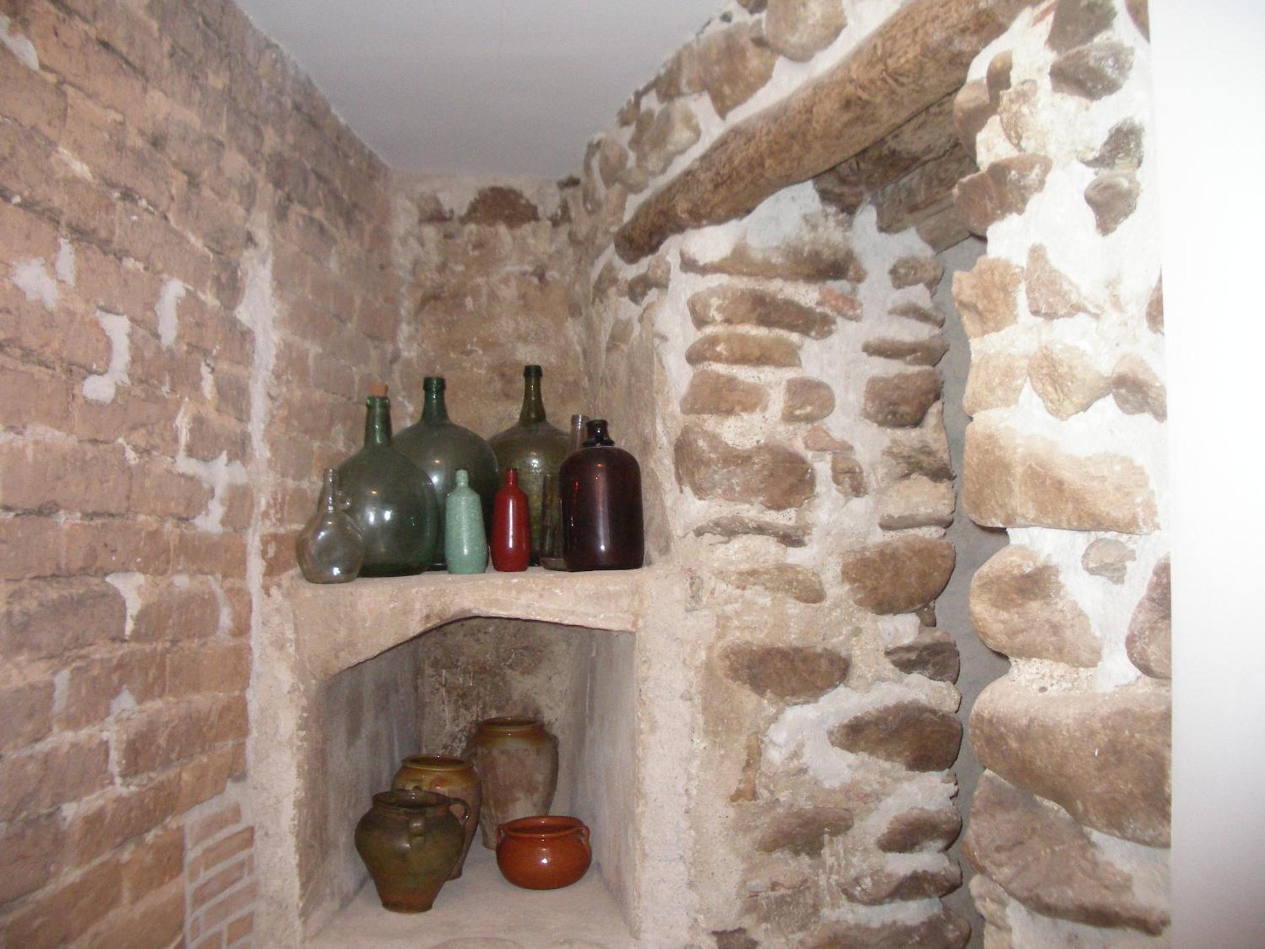 Hostel El Castillo by CABANA Rentals
