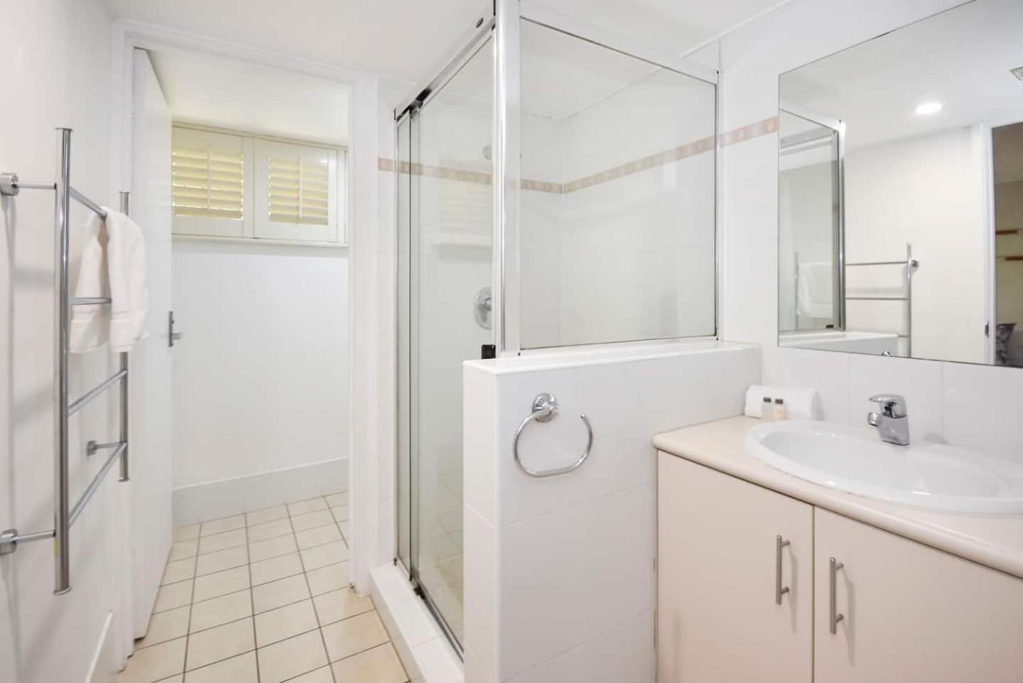 Mooloolaba Vacations - 20 Steps to the Sand! - Property Image 7