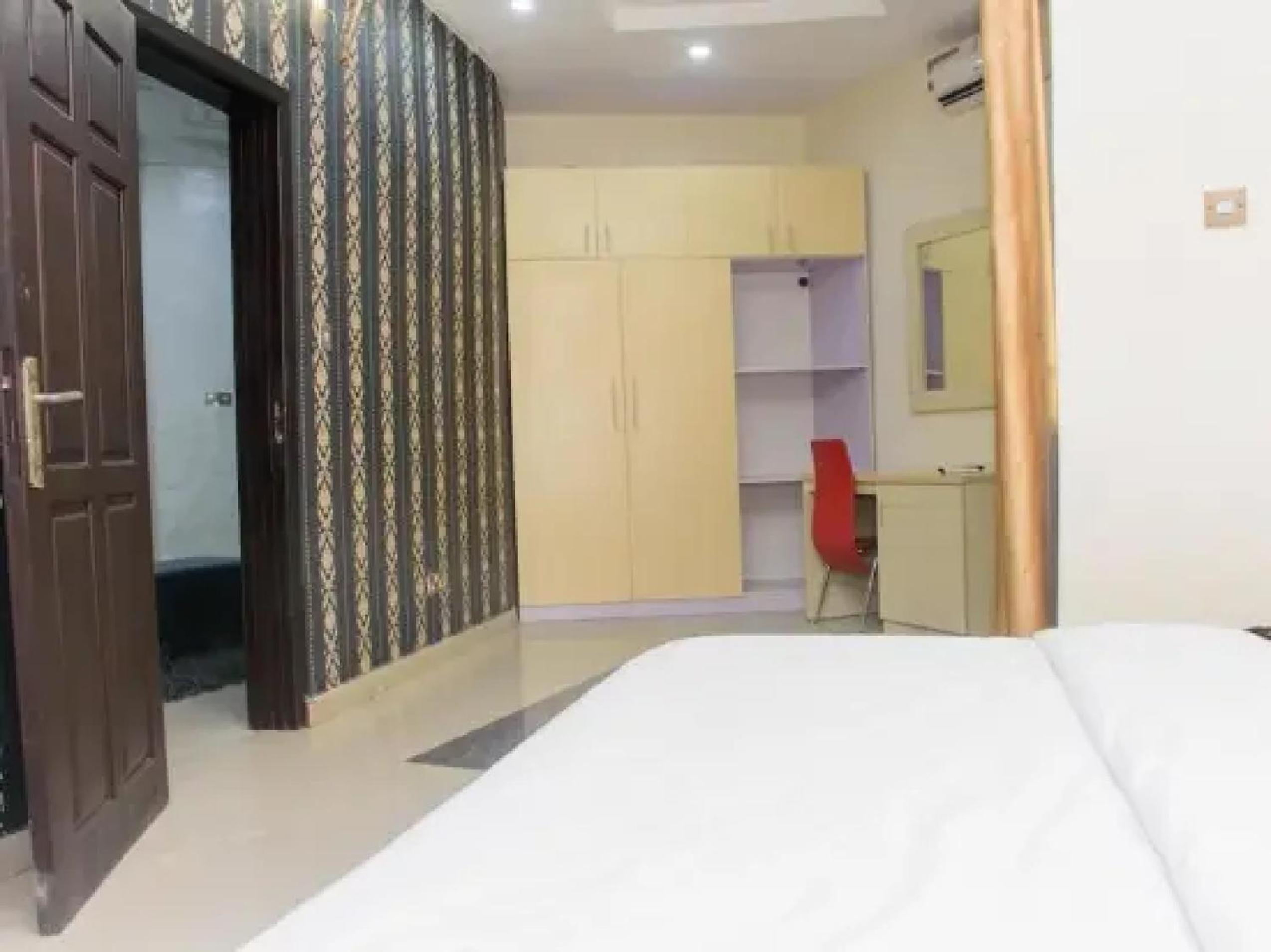 Ambience Hotel and Suite - Deluxe