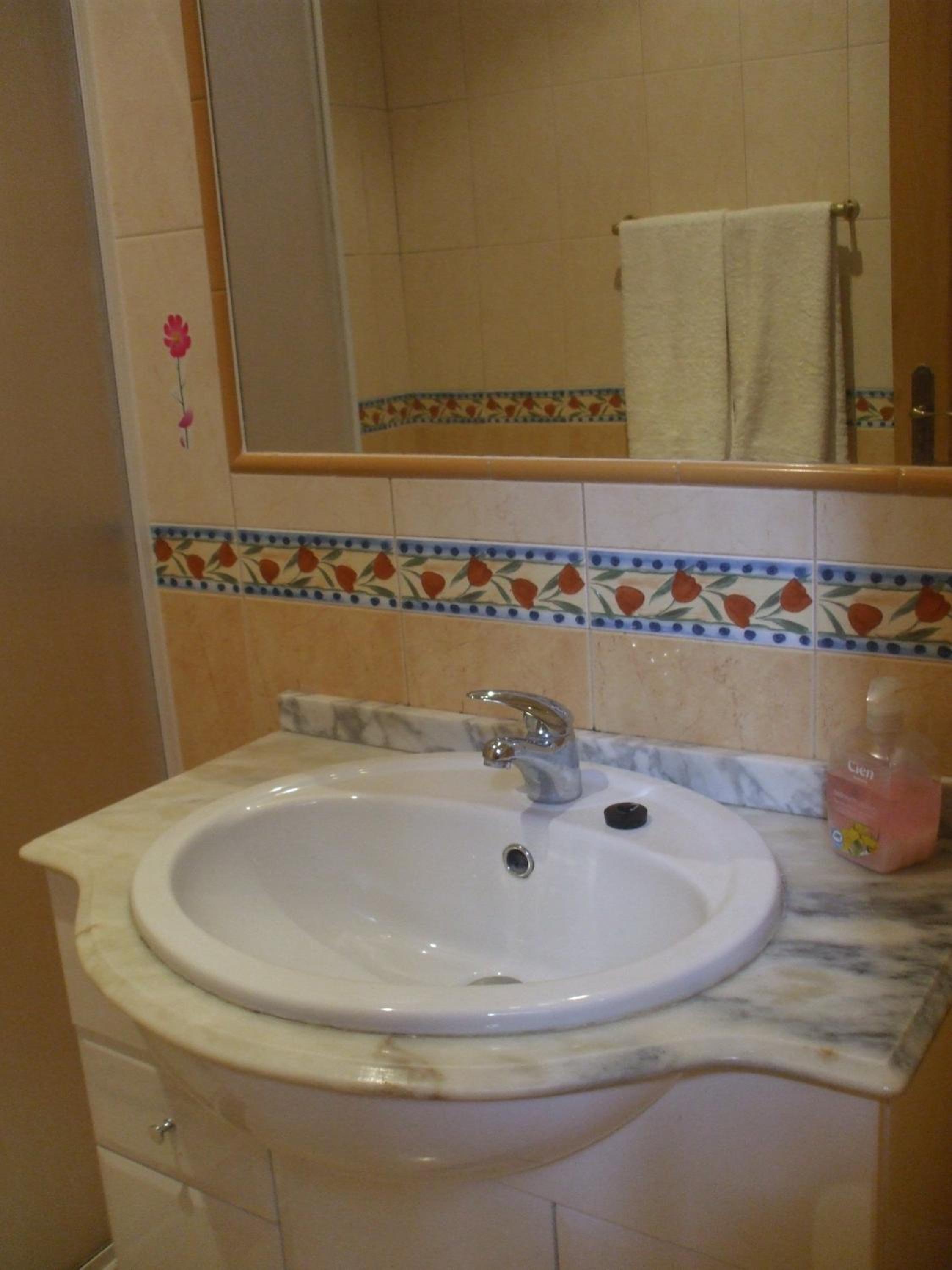 Dinas Guesthouse