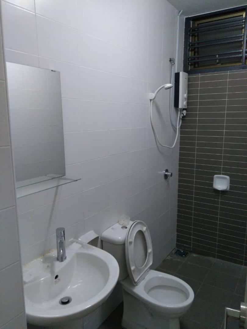 PALAZIO CONDO (MOUNT AUSTIN)