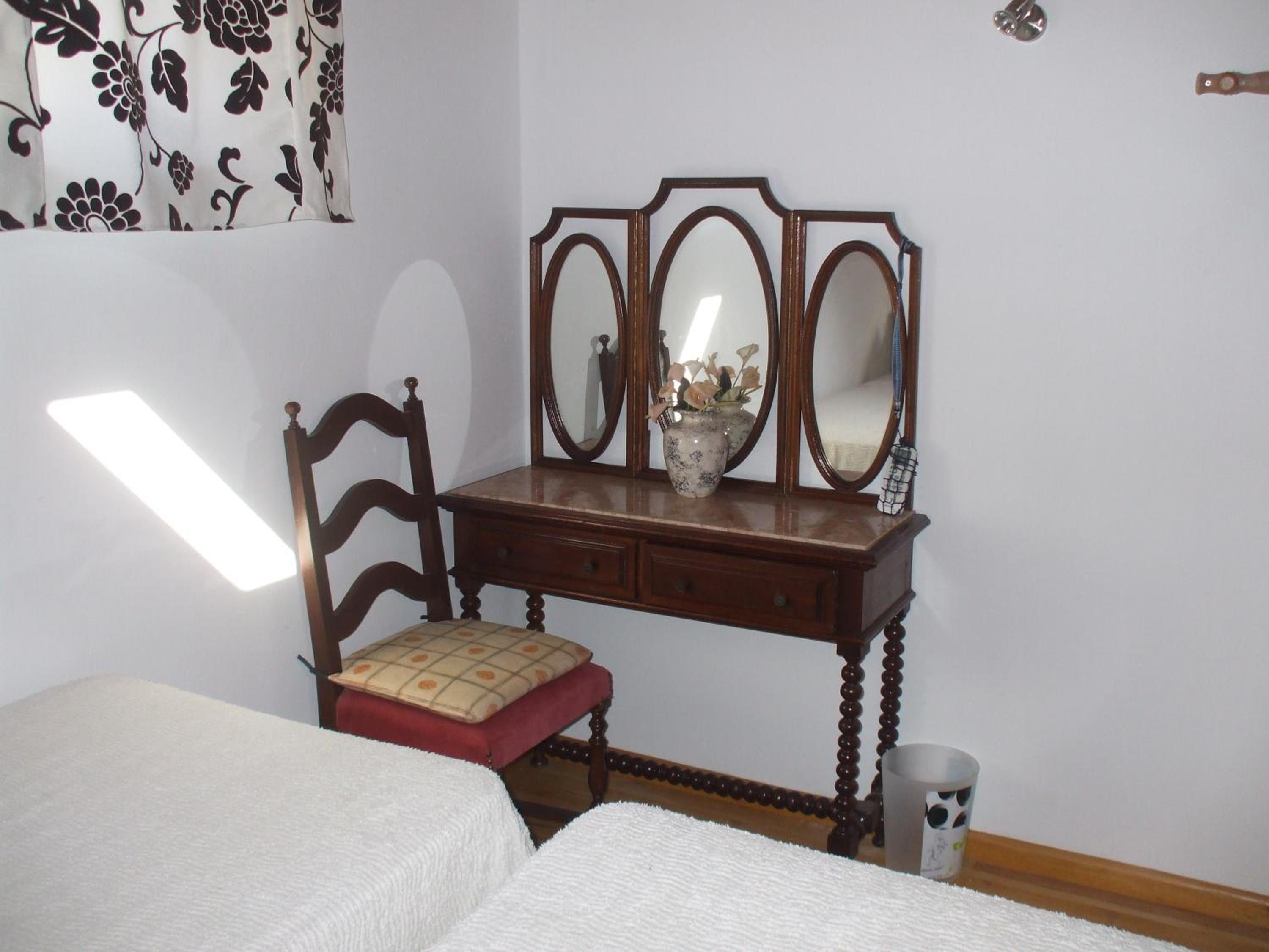 Dinas Guesthouse
