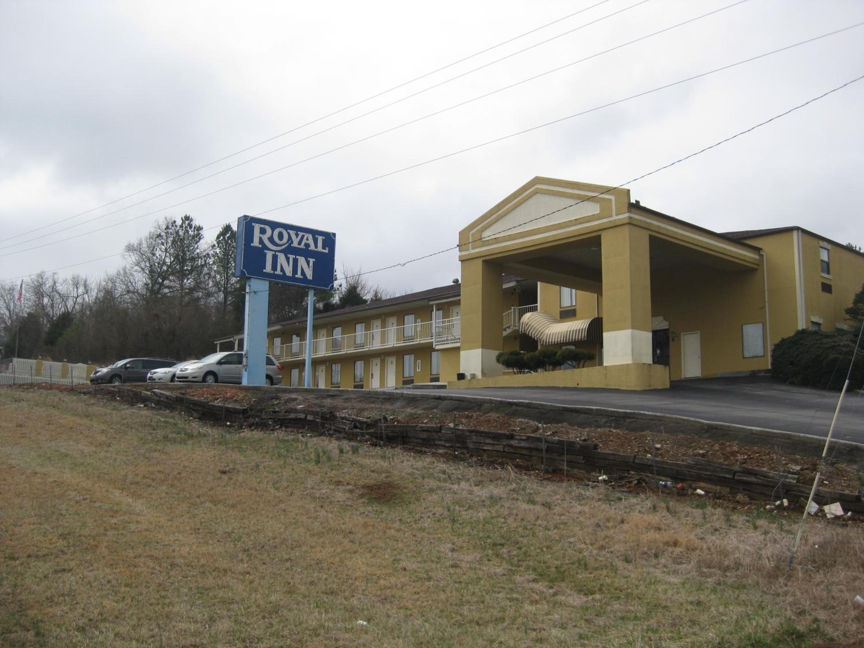 Cookeville Vacations - Royal Inn - Property Image 1