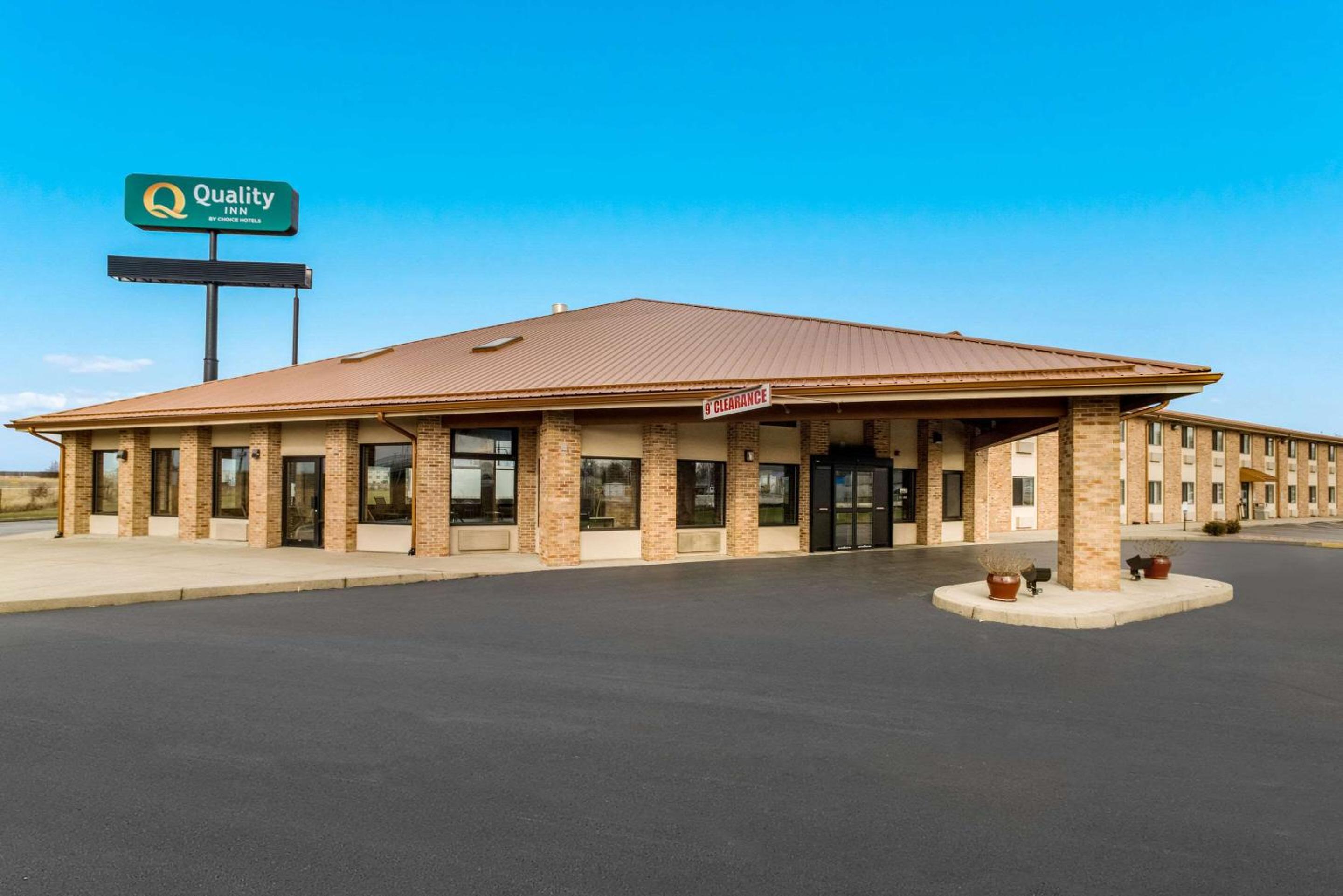 Quality Inn Effingham North view 3