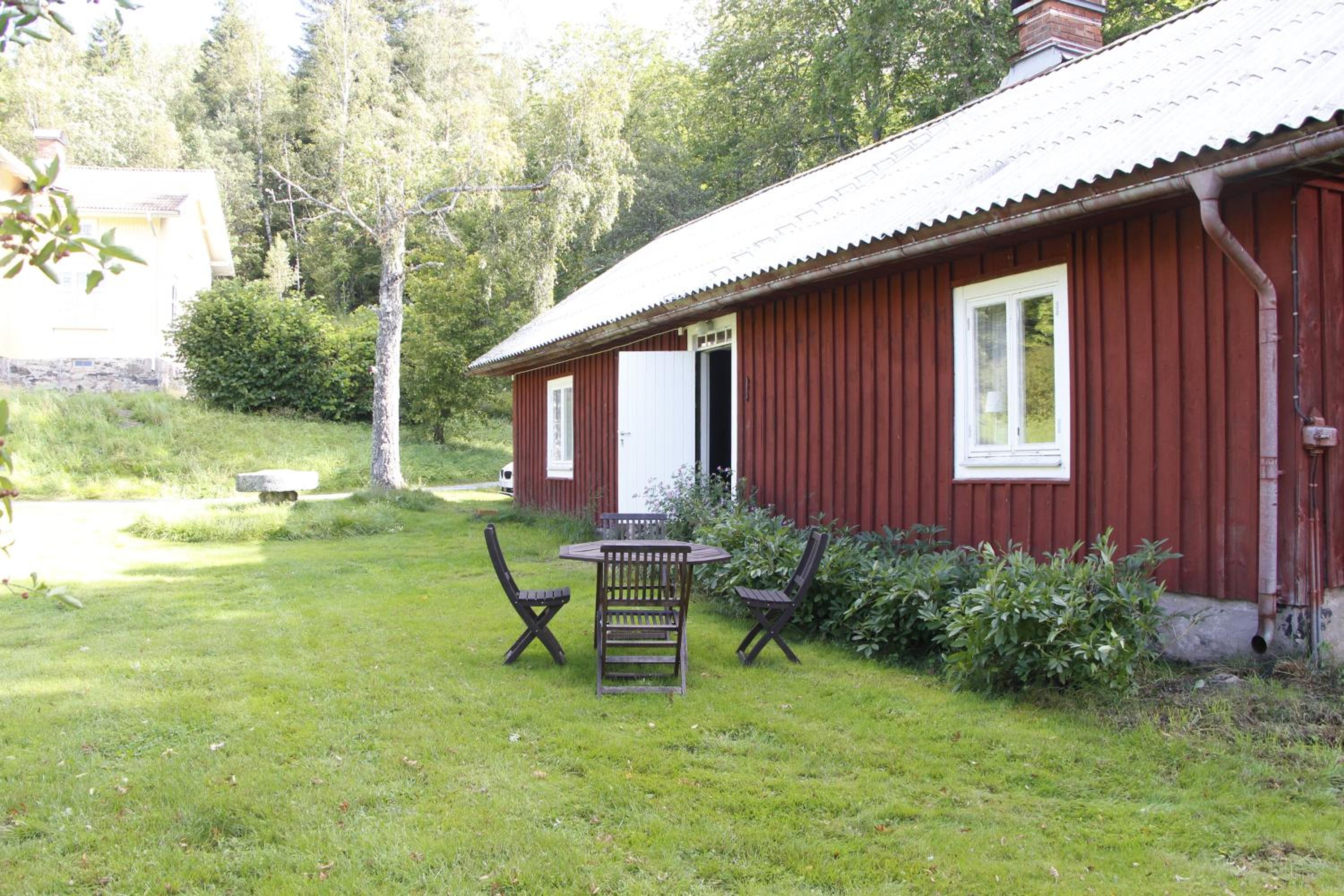 Lilla Halängen cottages view 2