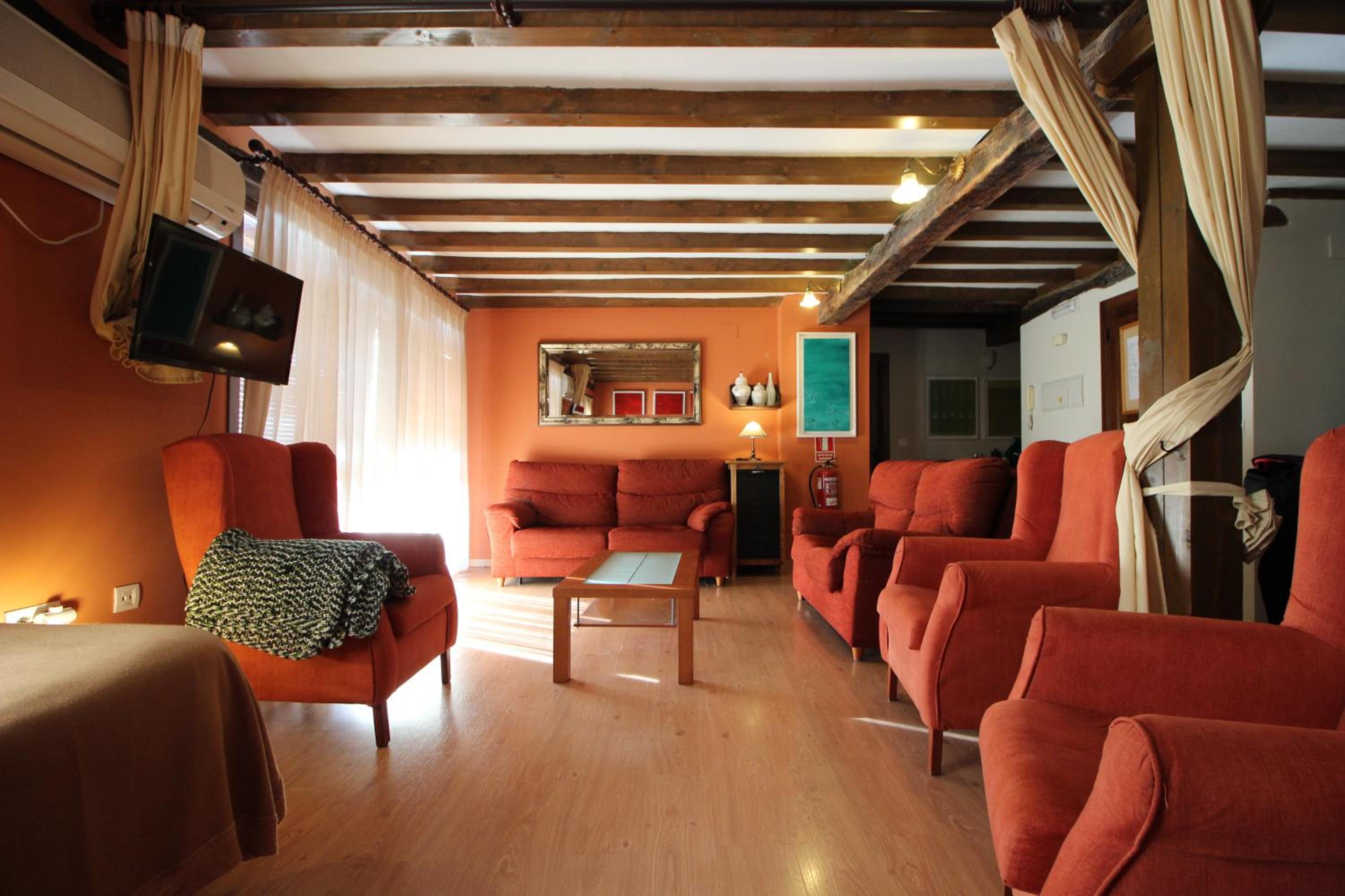 Apartamentos Rurales La Lancha