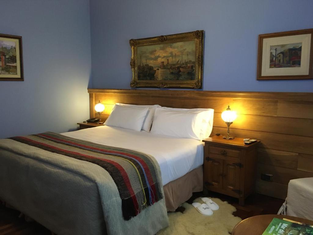 Los Nobles Hostal de Bosque