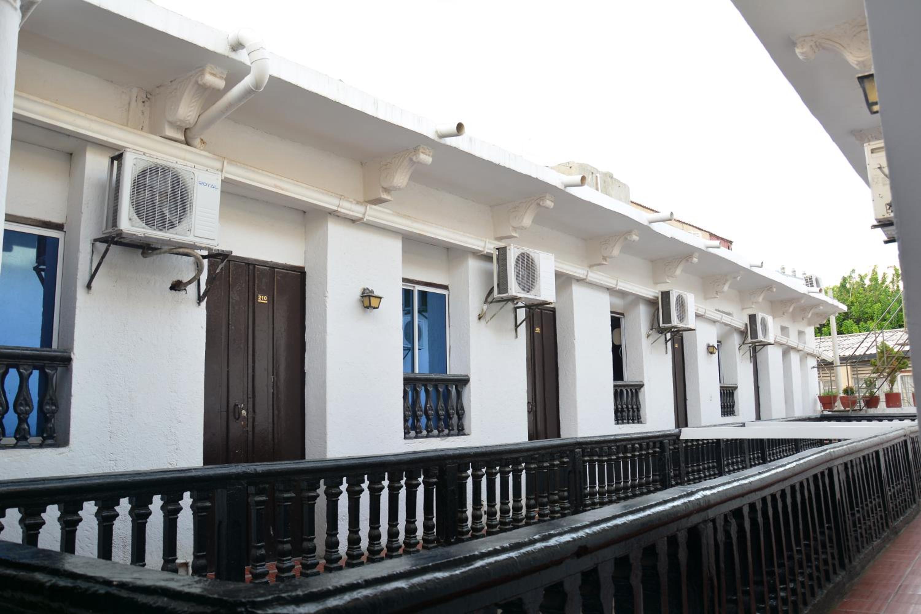 Hotel Andalucía Inn