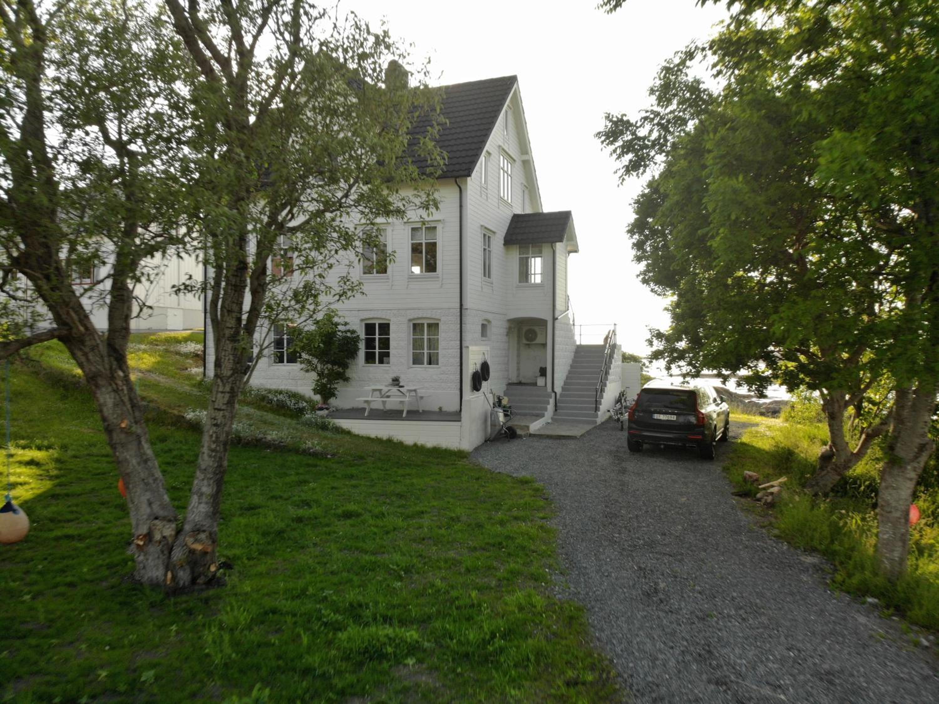 Finnøya with 180* Atlantic veiw view 3