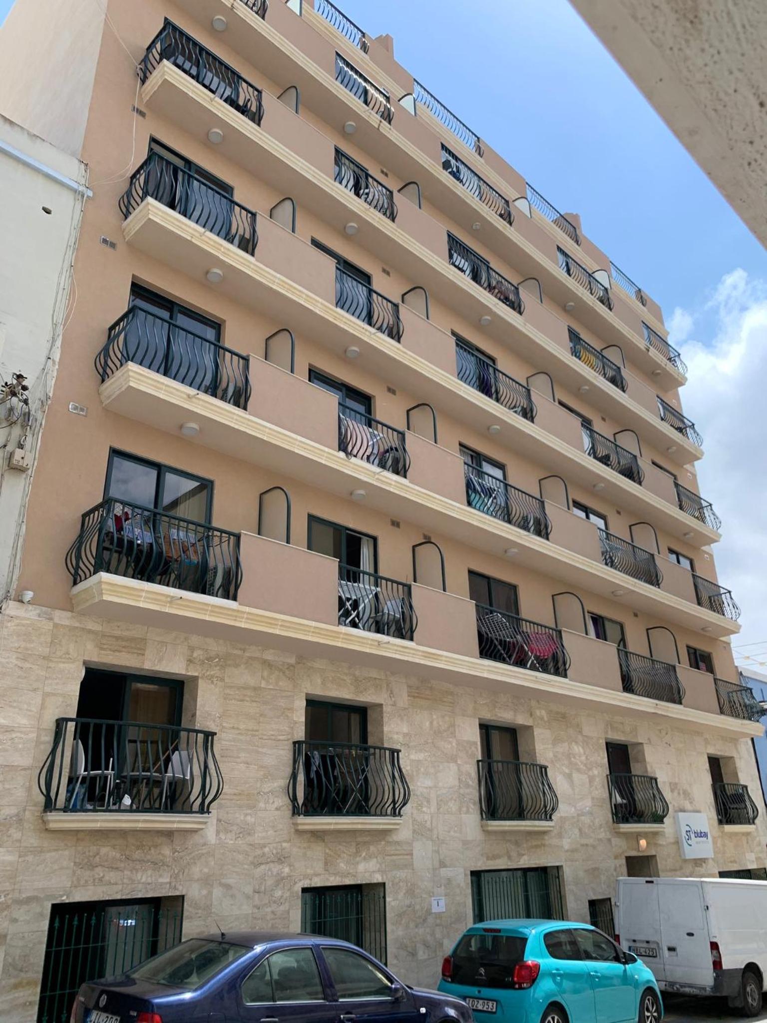Cast Apartments