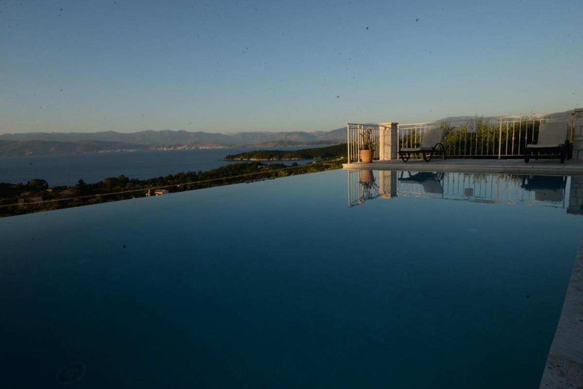 Villa Melanthi Kassiopi Corfu view 2