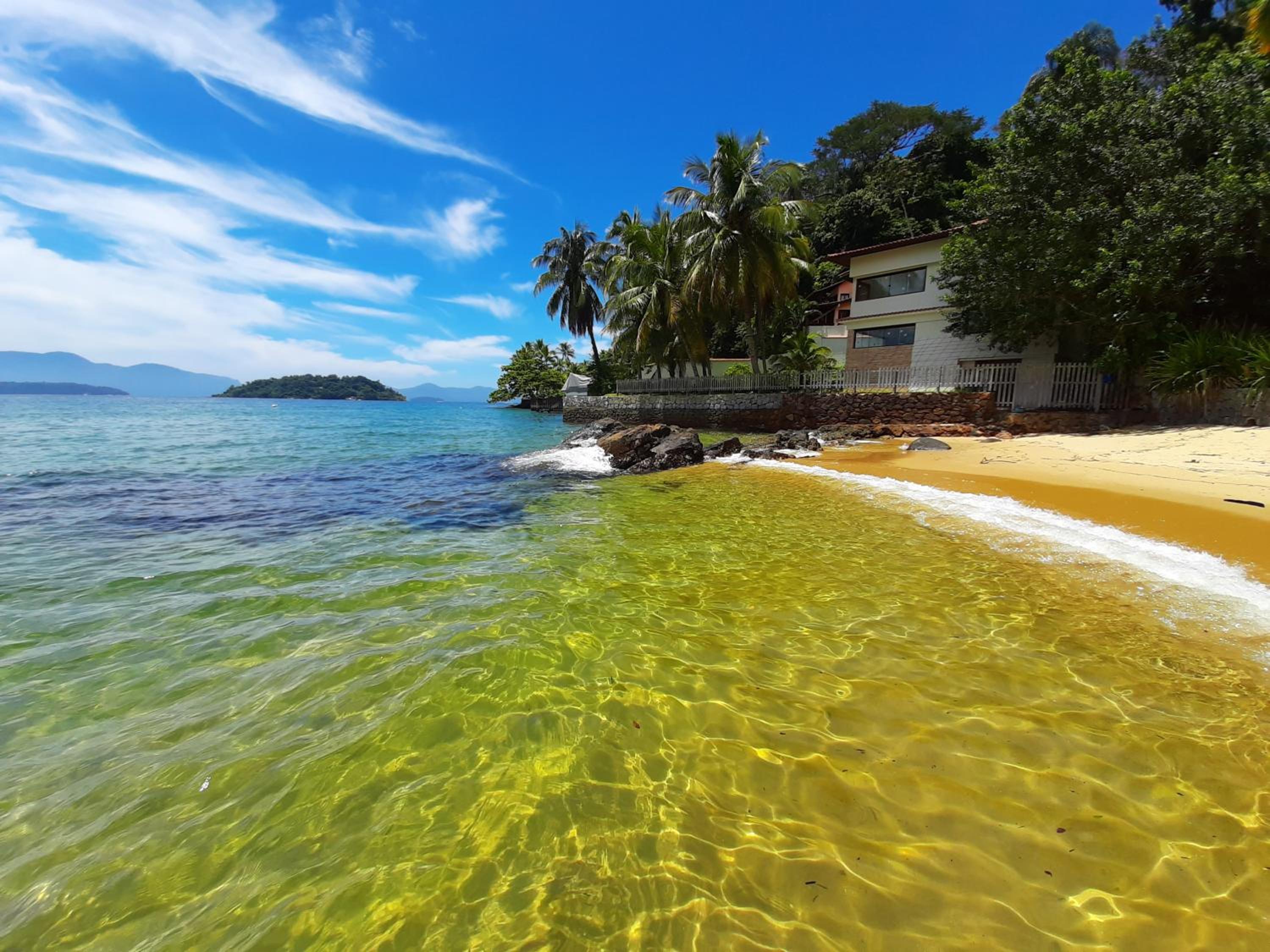 CASA MARAVILHOSA à BEIRA MAR EM ANGRA DOS REIS