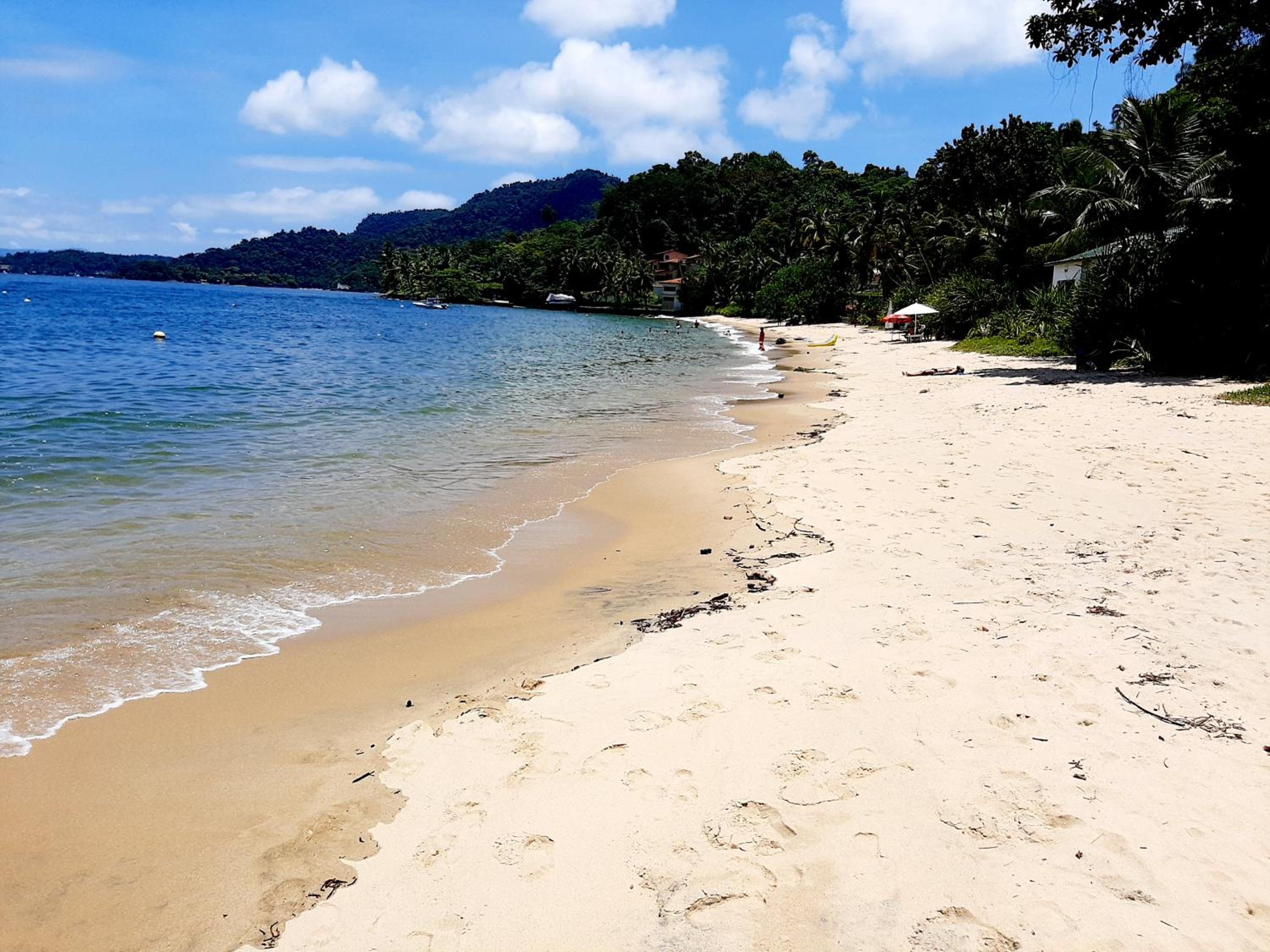 CASA MARAVILHOSA à BEIRA MAR EM ANGRA DOS REIS
