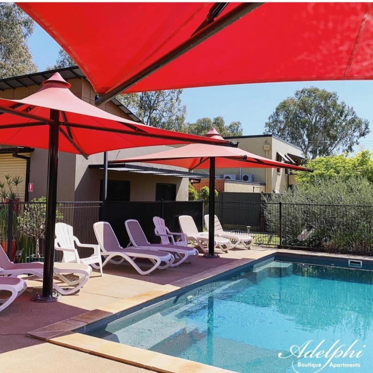 Adelphi#5
