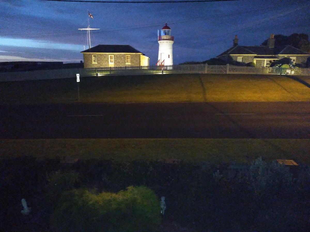 Warrnambool Vacations - Central to CBD CoSheirm Apartments On Merri - Property Image 8