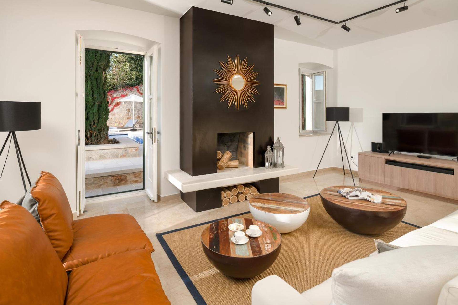 Sensational Dubrovnik Villa Villa Filia 4 Bedrooms Overlooking Dubrovnik City Walls Old Town