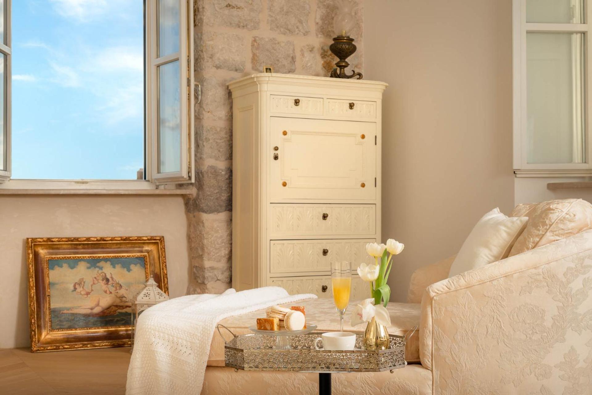 Sensational Dubrovnik Villa Villa Filia 4 Bedrooms Overlooking Dubrovnik City Walls Old Town