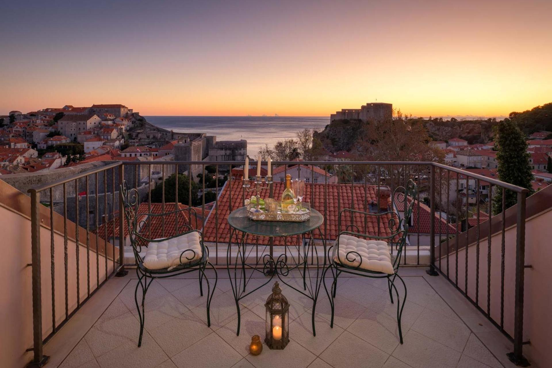 Sensational Dubrovnik Villa Villa Filia 4 Bedrooms Overlooking Dubrovnik City Walls Old Town