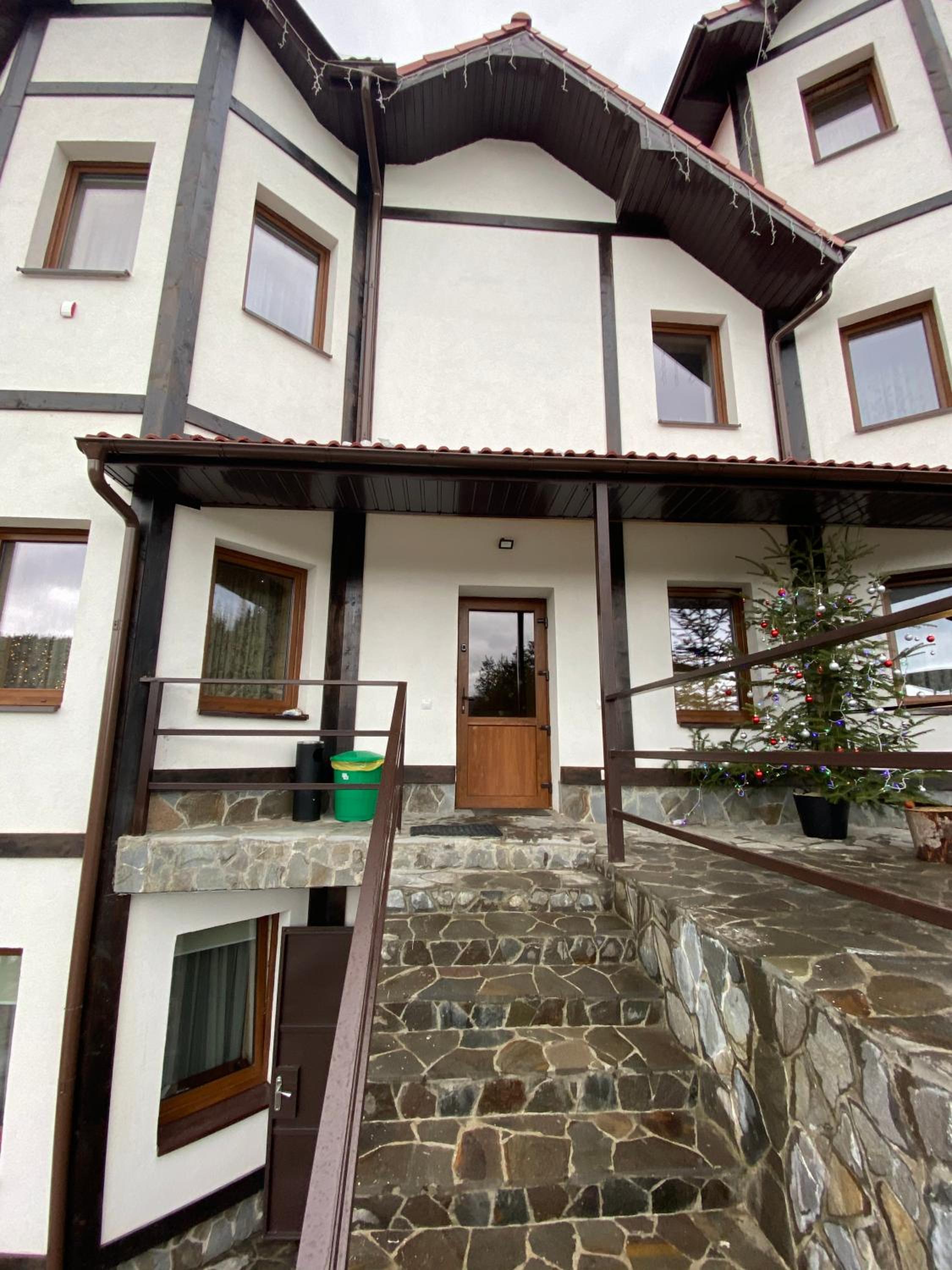 Photo 7
