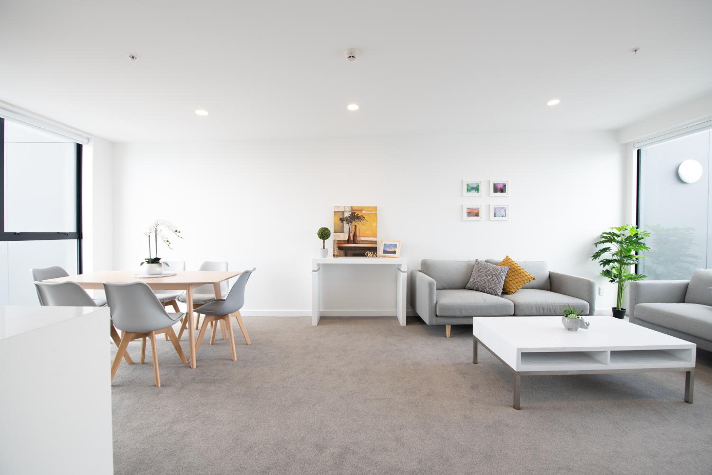 CHELSEABAY Modern Apartments view 3