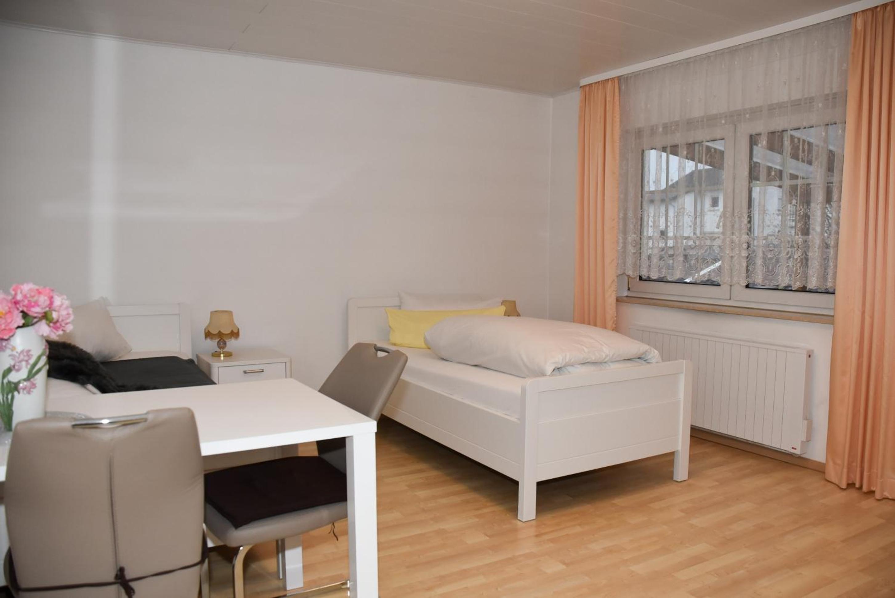 Pension Nickel Ferienwohnung I Waldstraße 18 Alsbach-Hähnlein