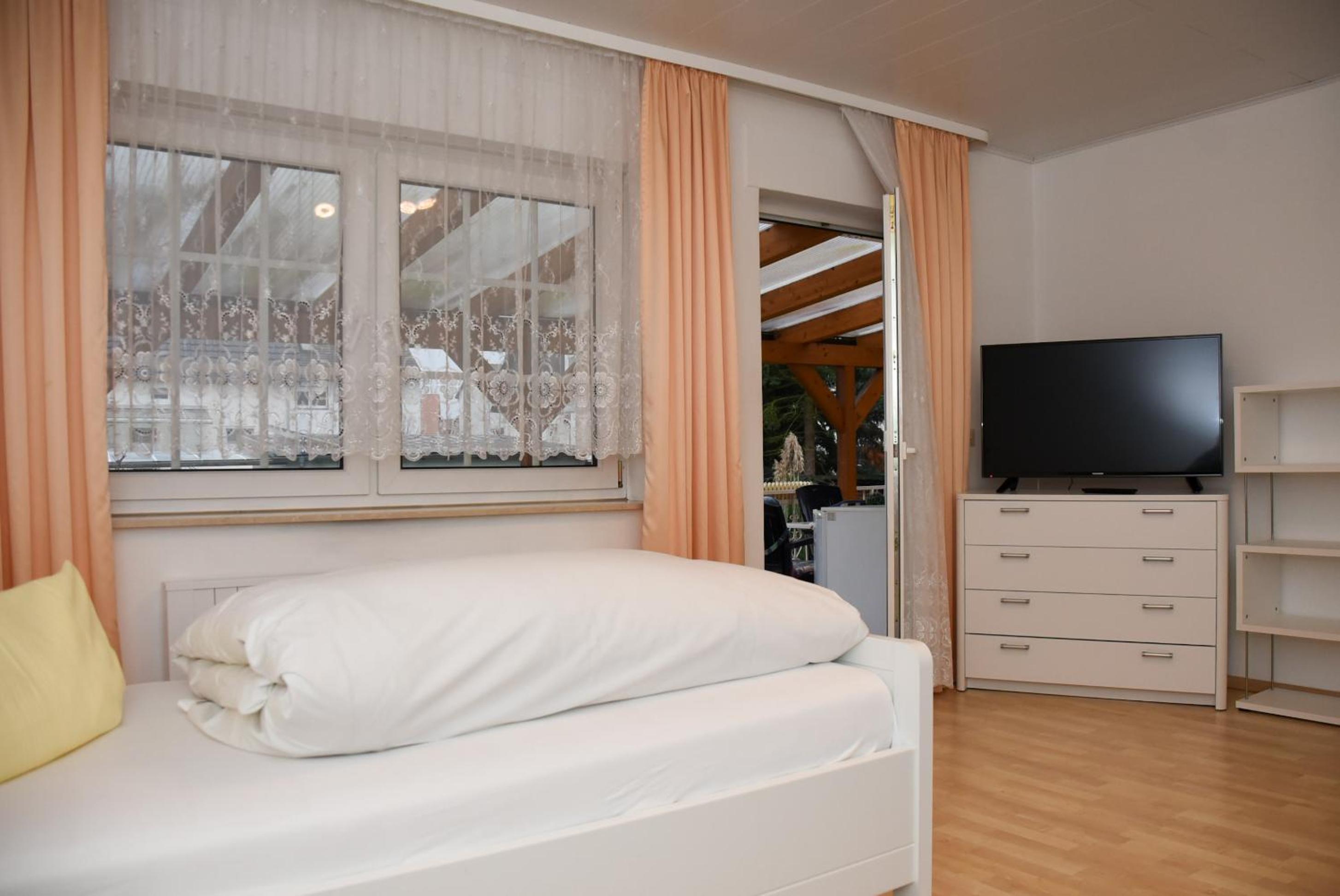 Pension Nickel Ferienwohnung I Waldstraße 18 Alsbach-Hähnlein