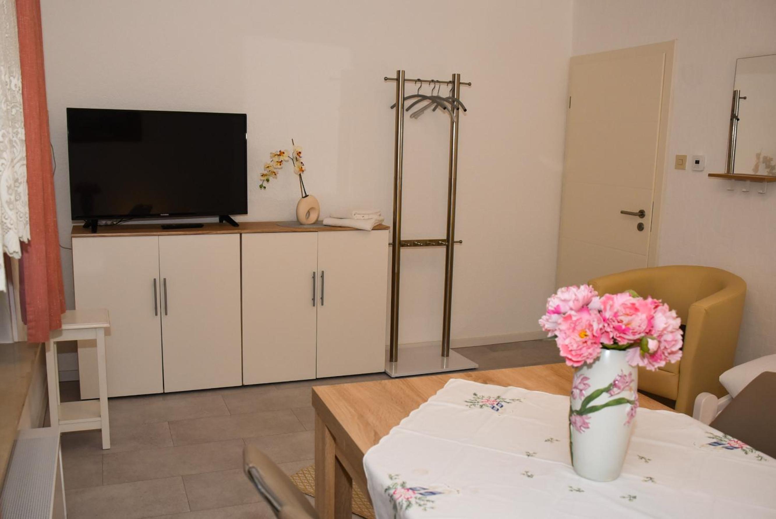 Pension Nickel Ferienwohnung I Waldstraße 18 Alsbach-Hähnlein