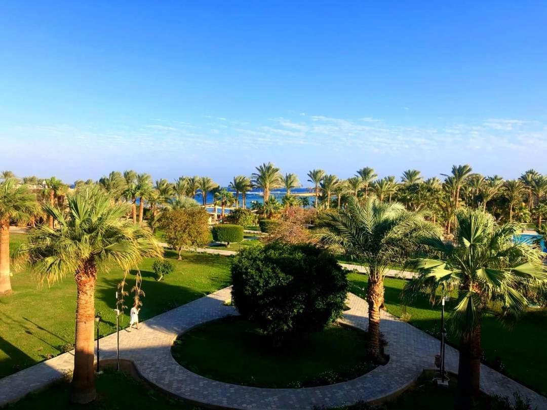 Brayka Bay Reef Resort