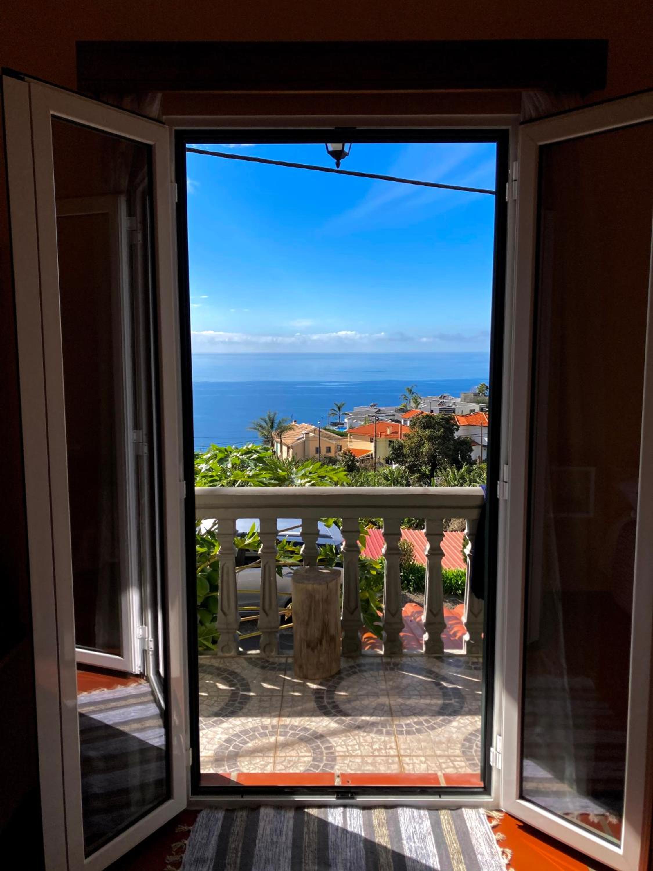 Casa do Arco view 2