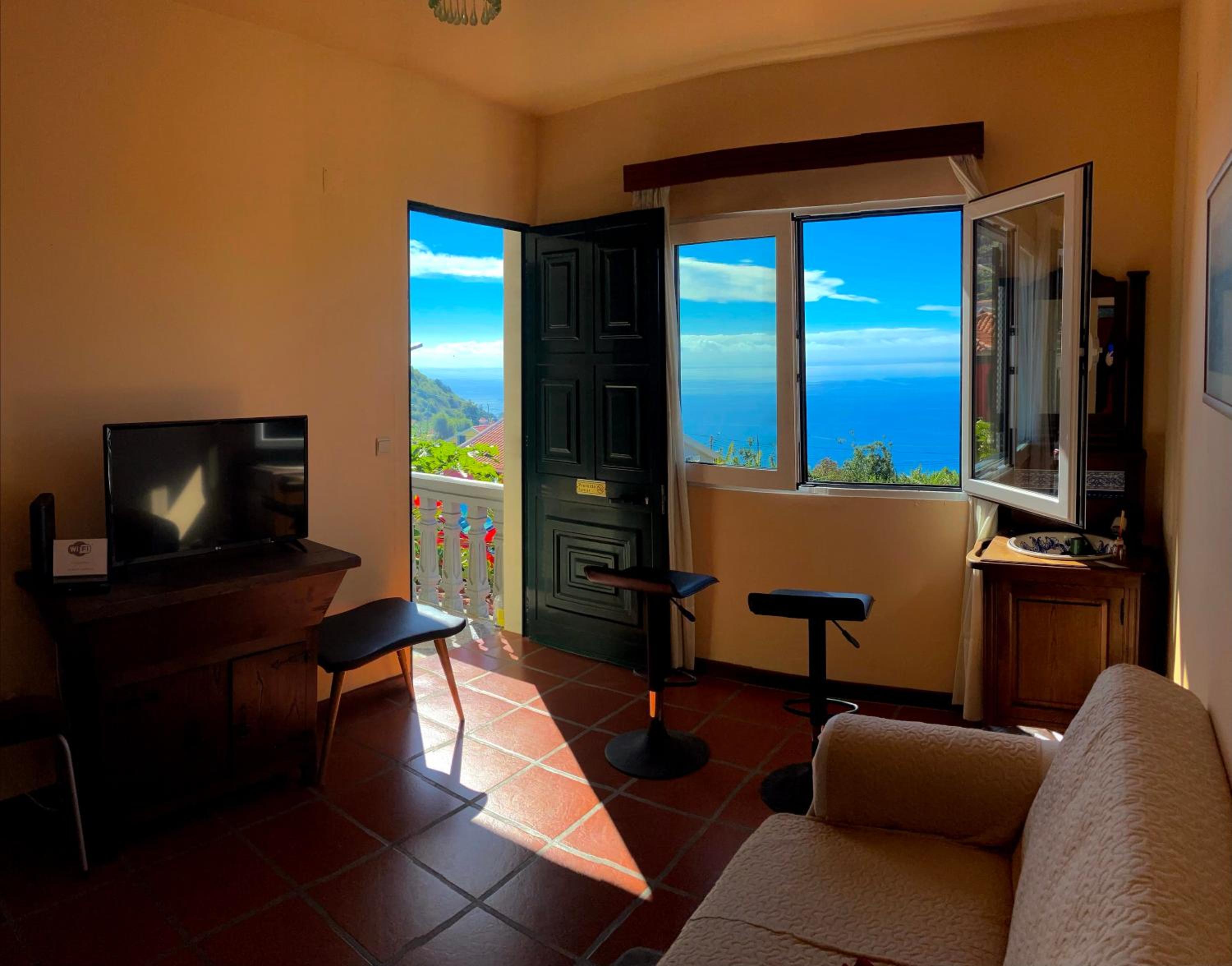 Casa do Arco view 4