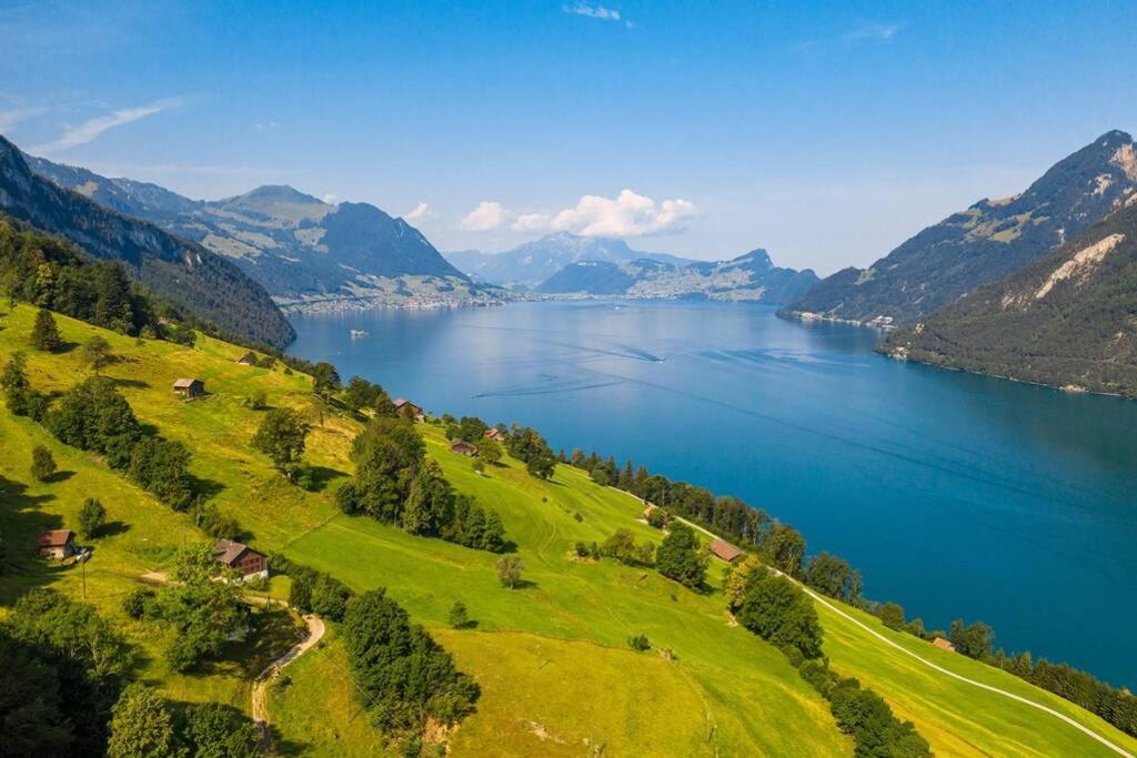 Exklusives Chalet mit traumhafter See- und Bergsicht