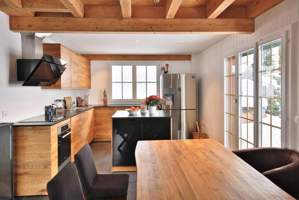 Exklusives Chalet mit traumhafter See- und Bergsicht