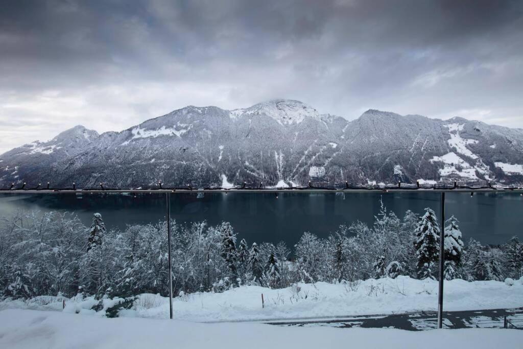 Exklusives Chalet mit traumhafter See- und Bergsicht