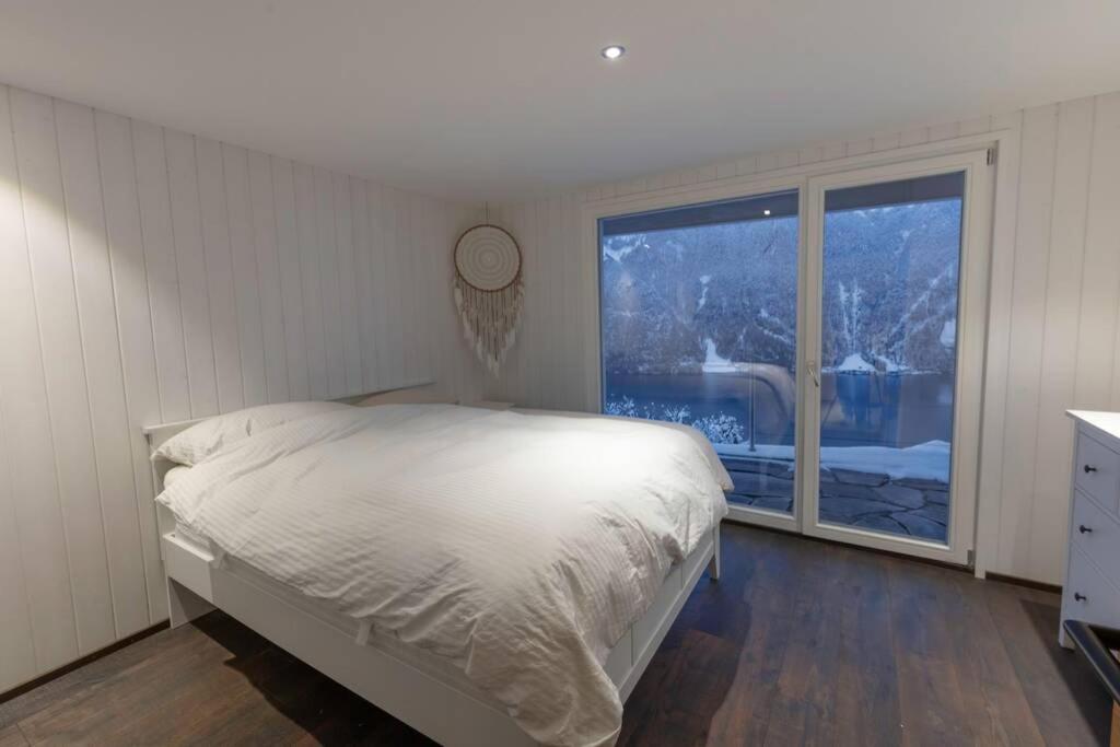 Exklusives Chalet mit traumhafter See- und Bergsicht