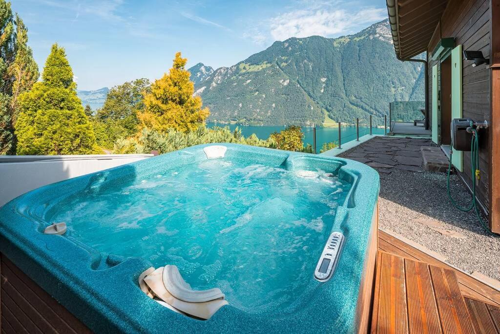 Exklusives Chalet mit traumhafter See- und Bergsicht